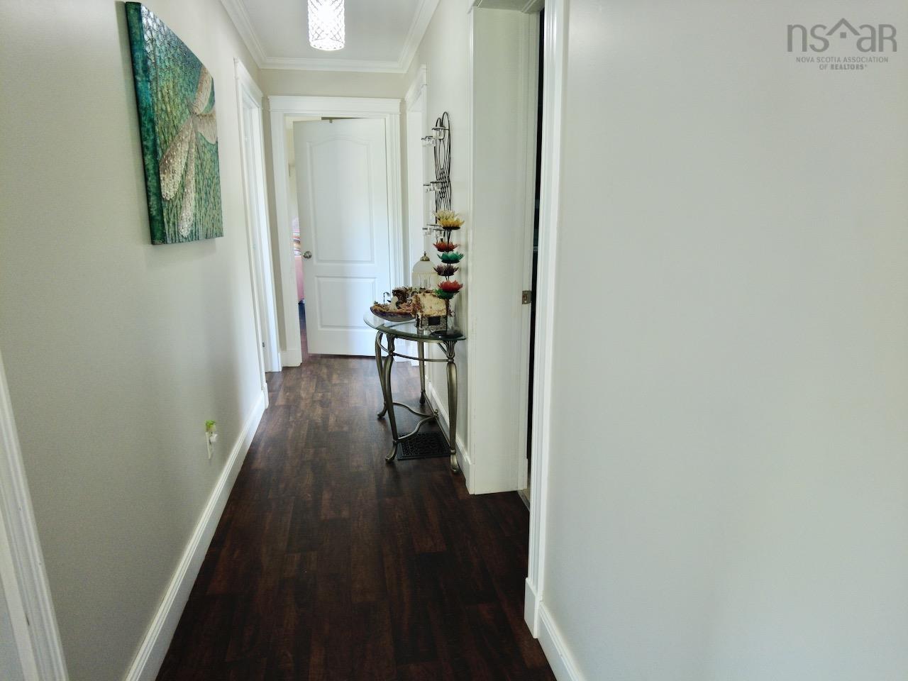 $779,000.00: 10205 204 Highway, South Victoria