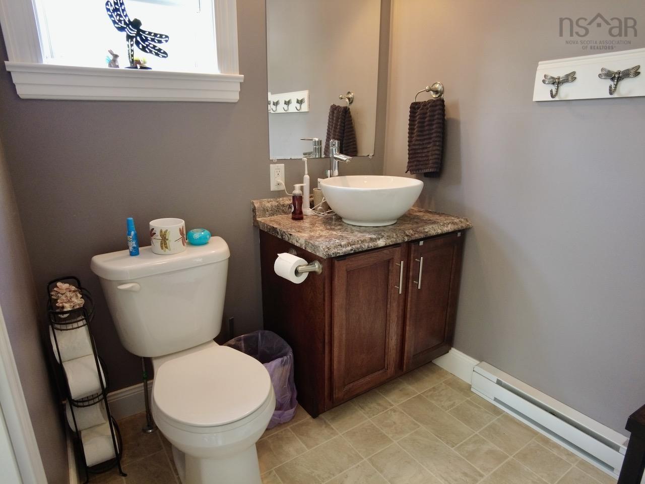 $779,000.00: 10205 204 Highway, South Victoria