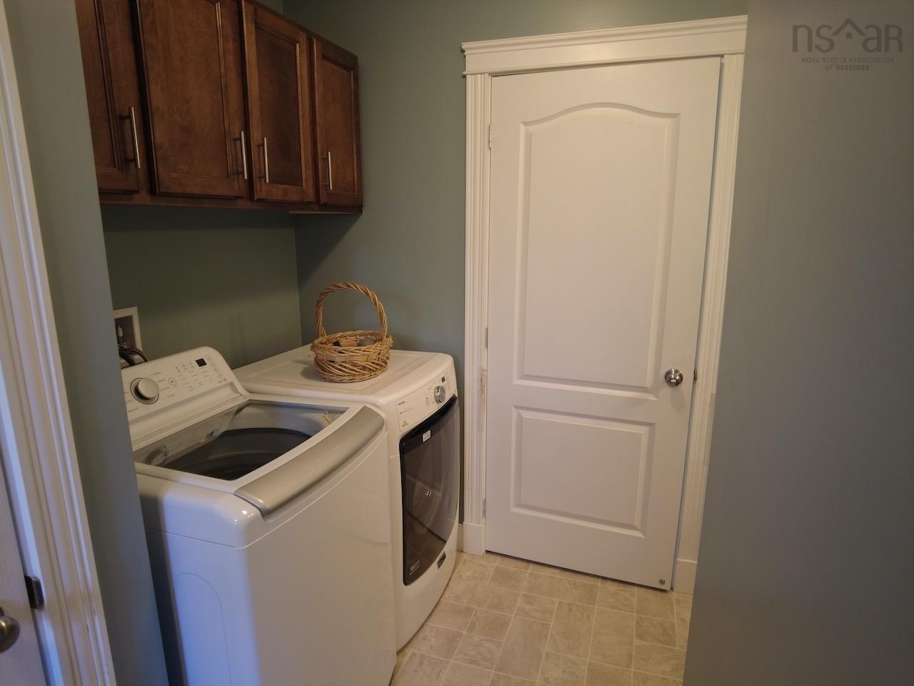 $779,000.00: 10205 204 Highway, South Victoria