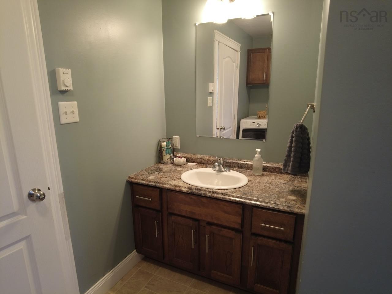 $779,000.00: 10205 204 Highway, South Victoria