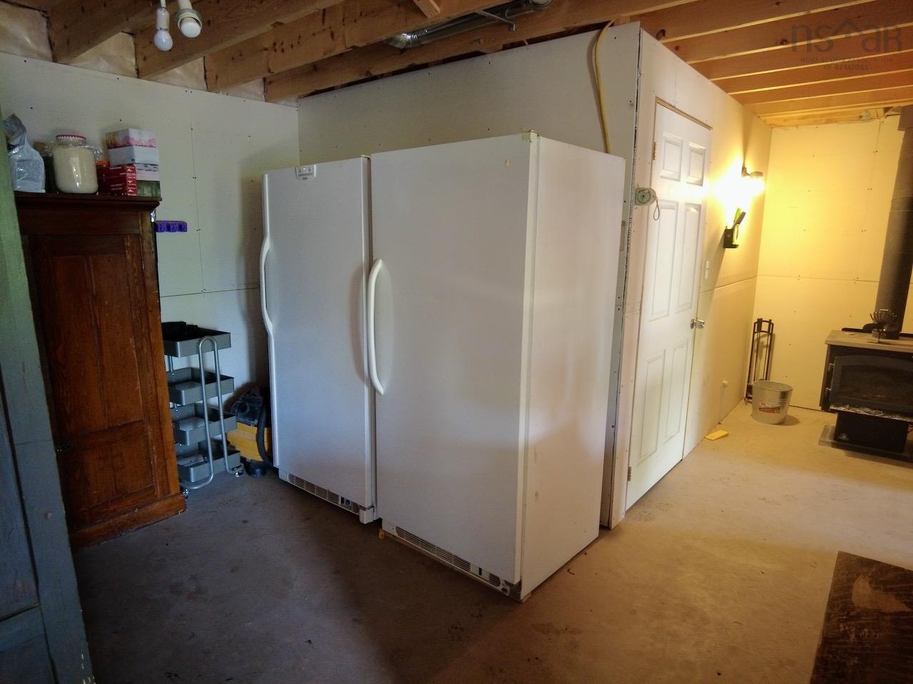 $779,000.00: 10205 204 Highway, South Victoria