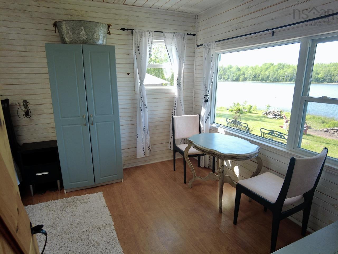 $779,000.00: 10205 204 Highway, South Victoria