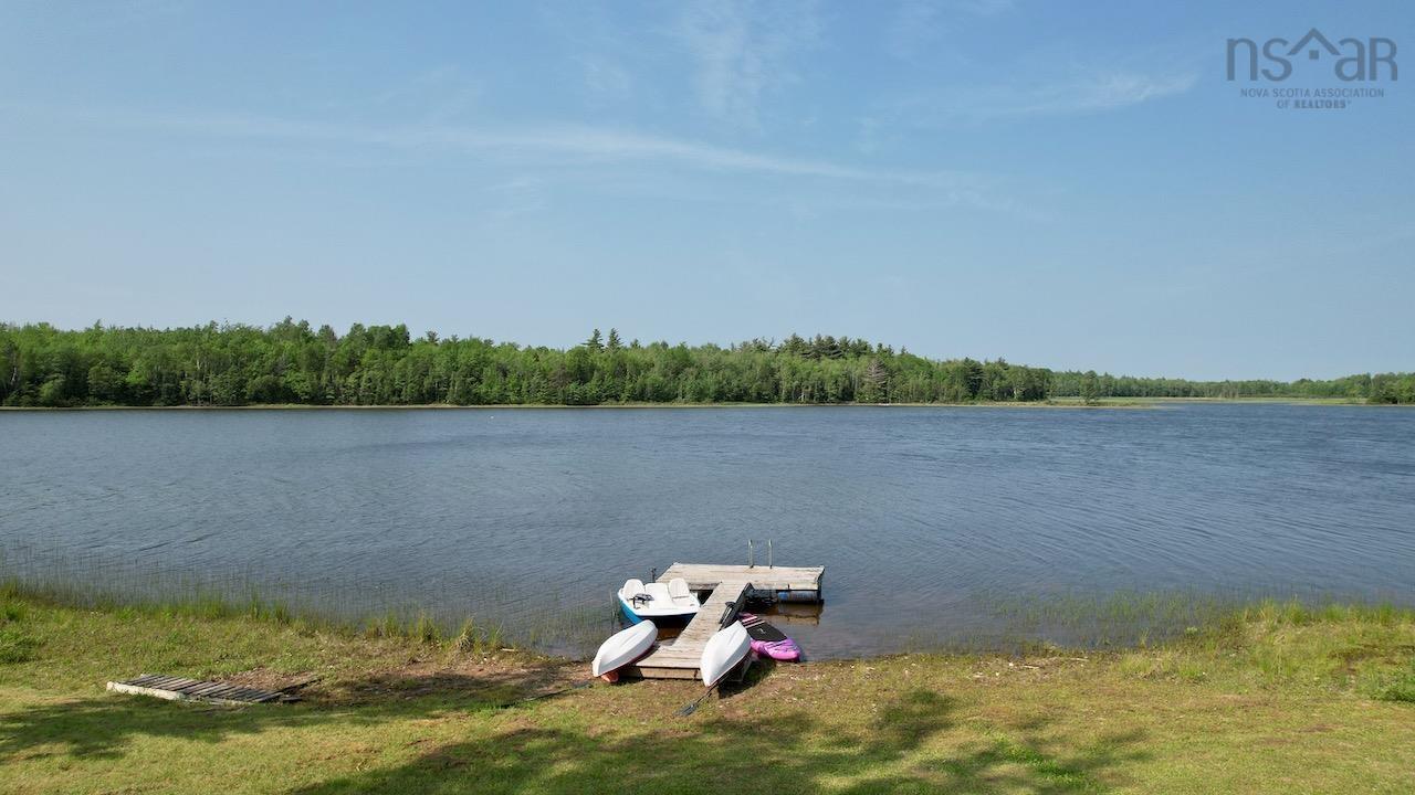 $779,000.00: 10205 204 Highway, South Victoria