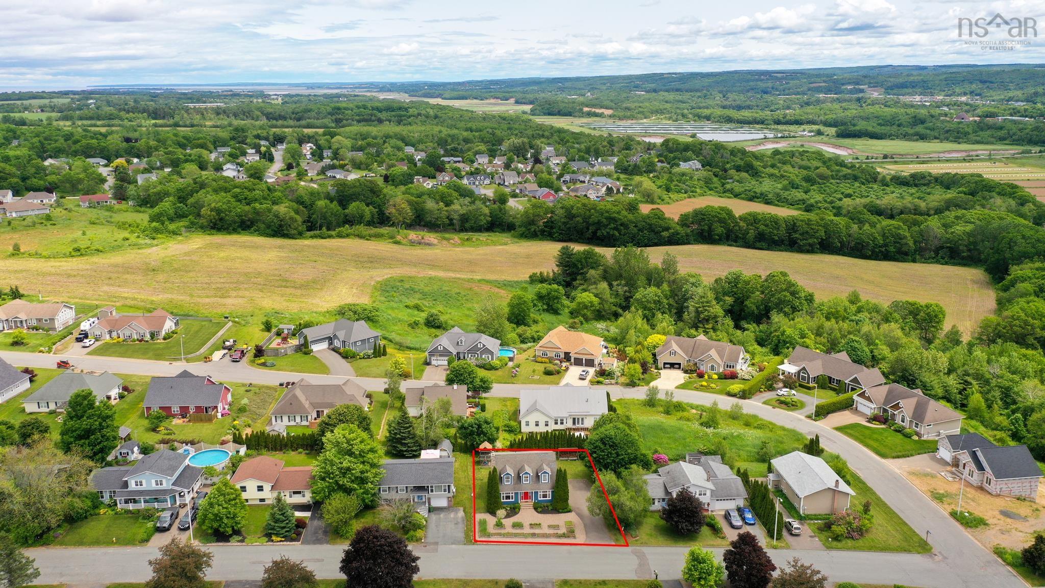 $469,000.00: 84 Apple Tree Lane, Kentville