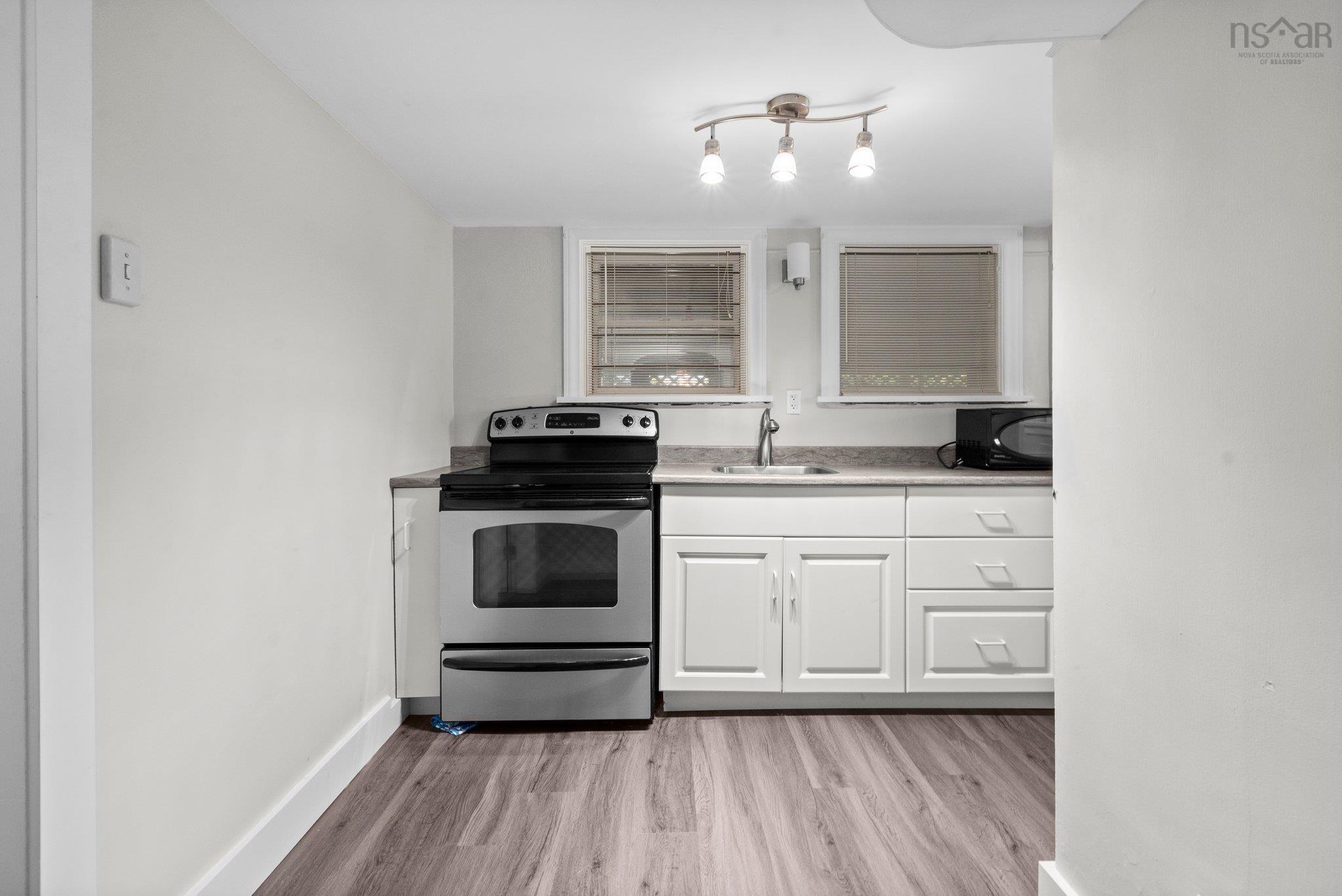 $599,000.00: 27 Sunnybrae Avenue, Fairview