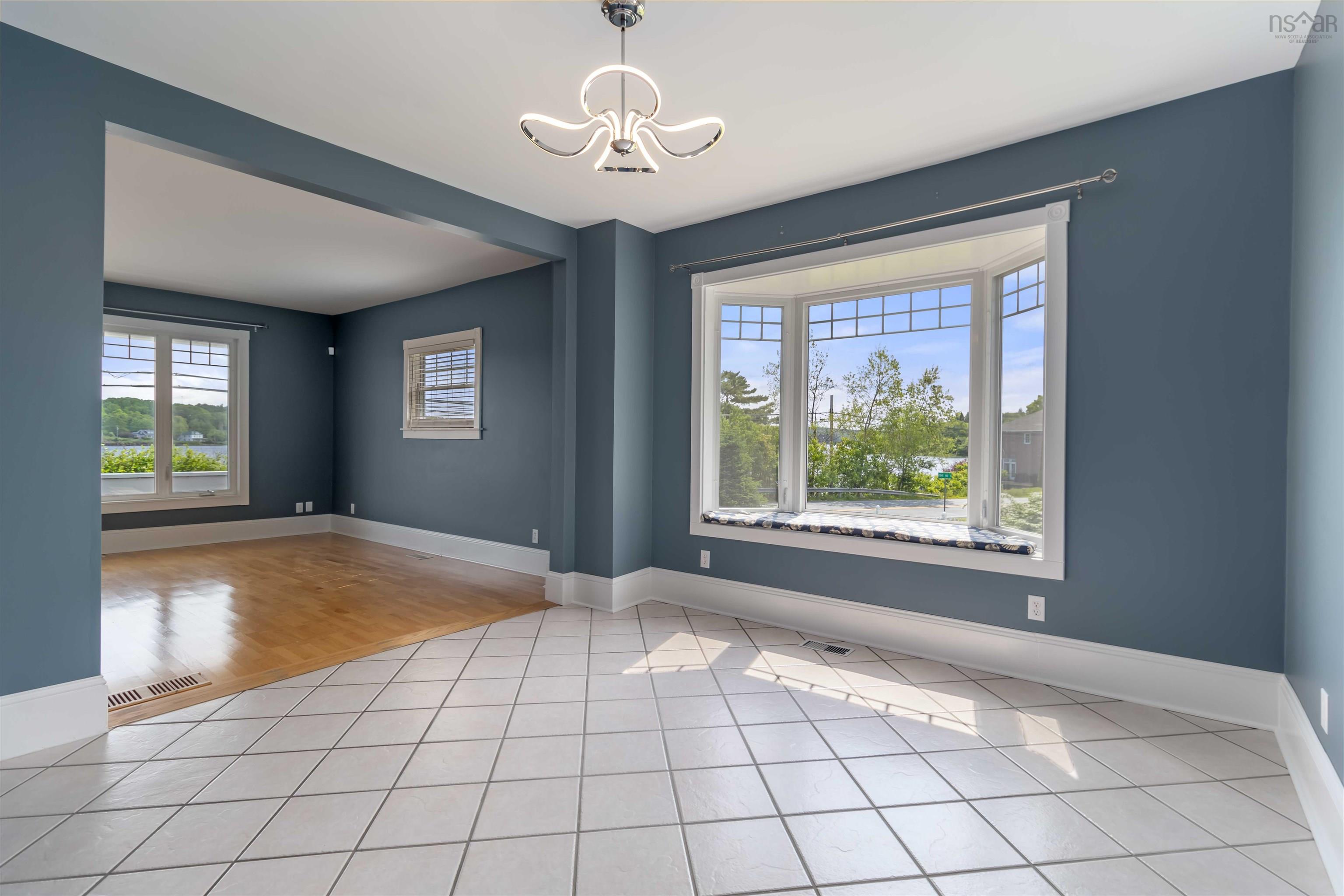 $569,900.00: 980 Highway 331, Conquerall Bank