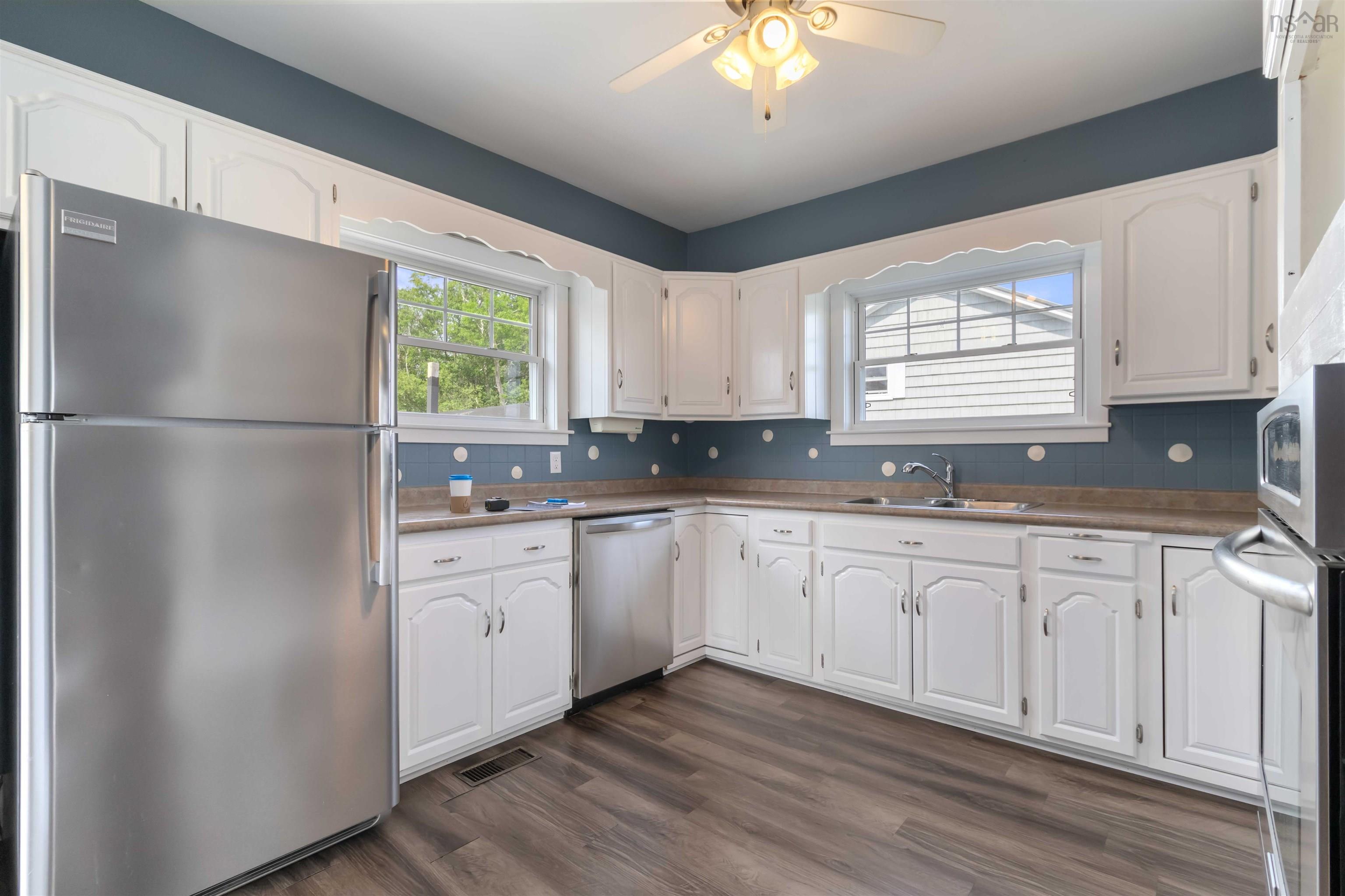 $569,900.00: 980 Highway 331, Conquerall Bank