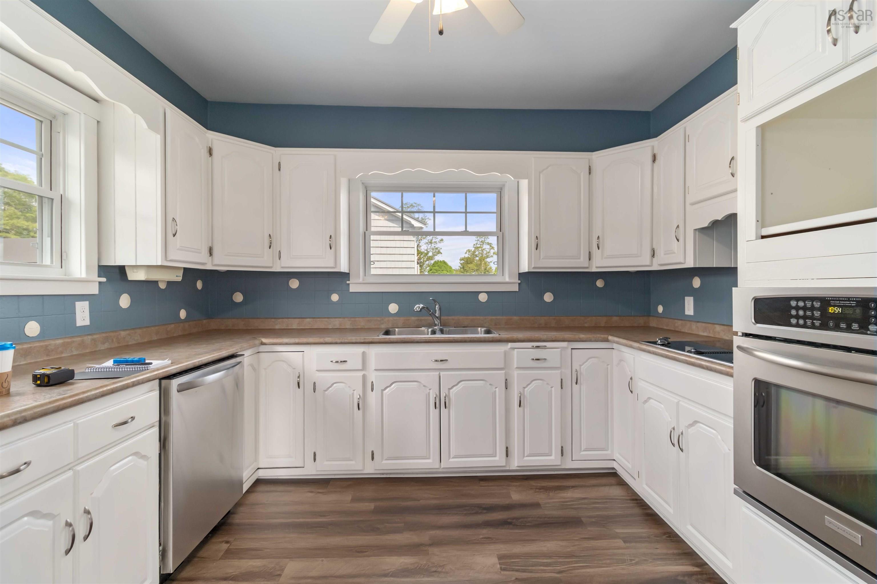 $569,900.00: 980 Highway 331, Conquerall Bank