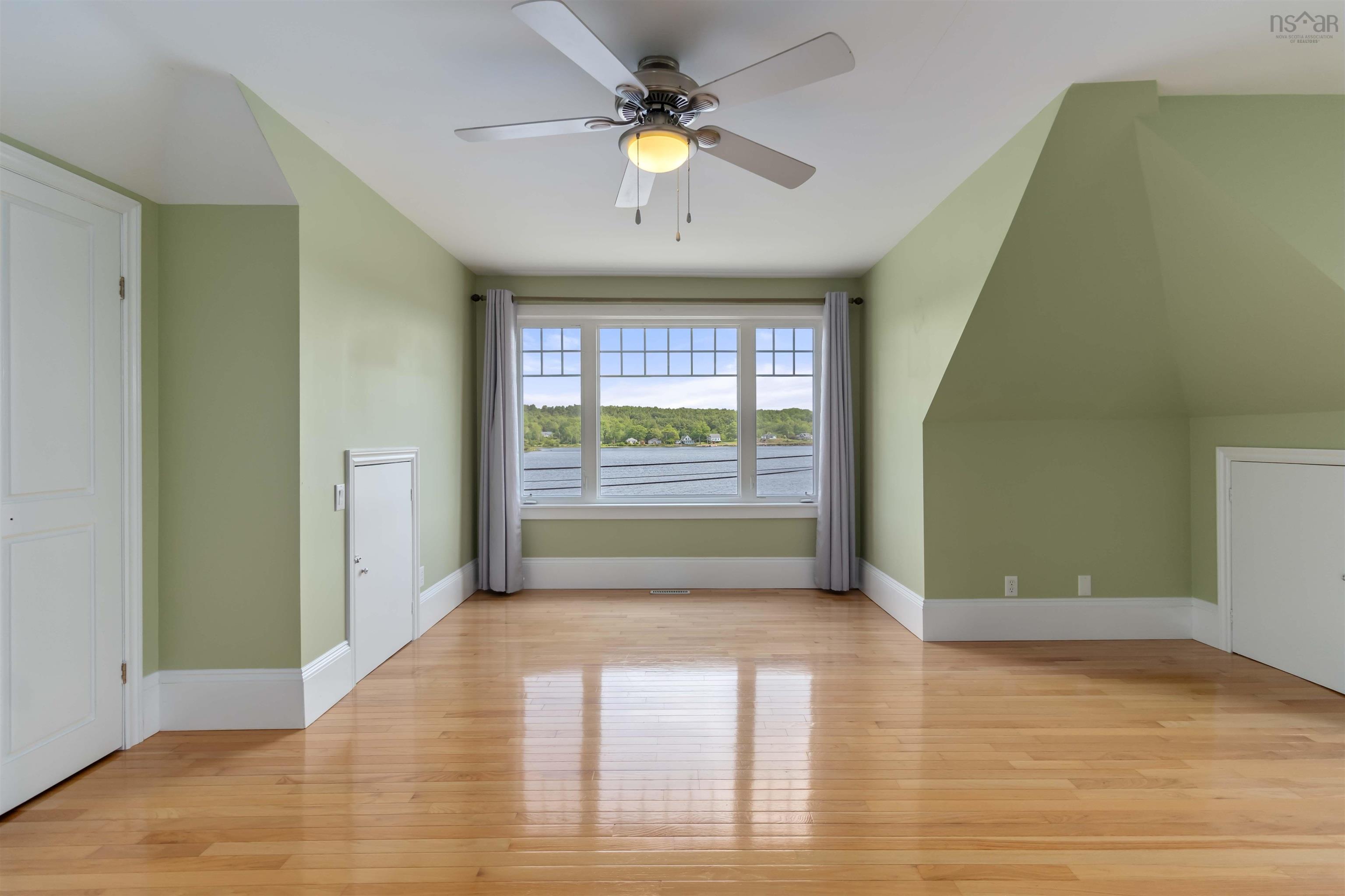 $569,900.00: 980 Highway 331, Conquerall Bank