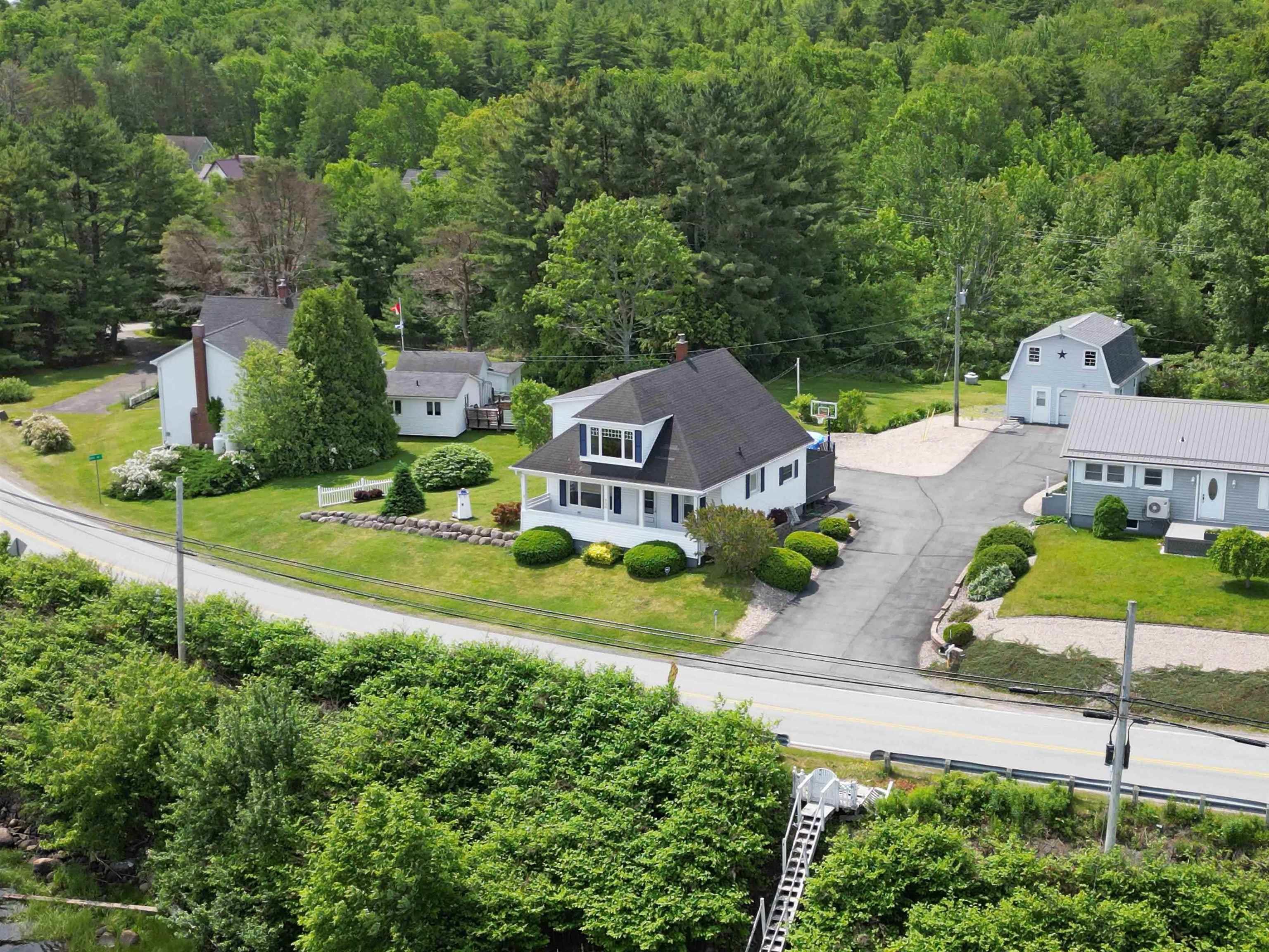 $569,900.00: 980 Highway 331, Conquerall Bank