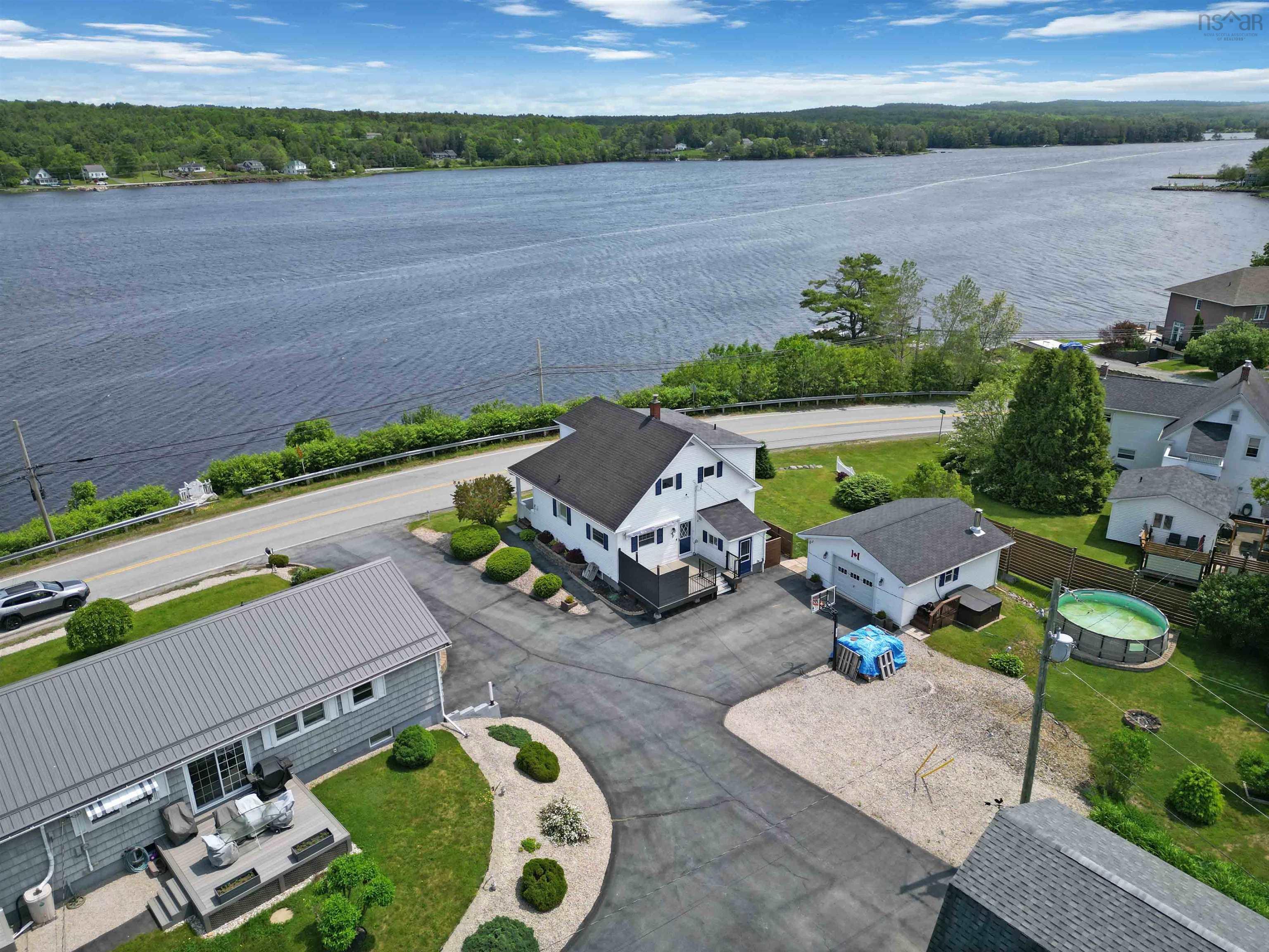 $569,900.00: 980 Highway 331, Conquerall Bank
