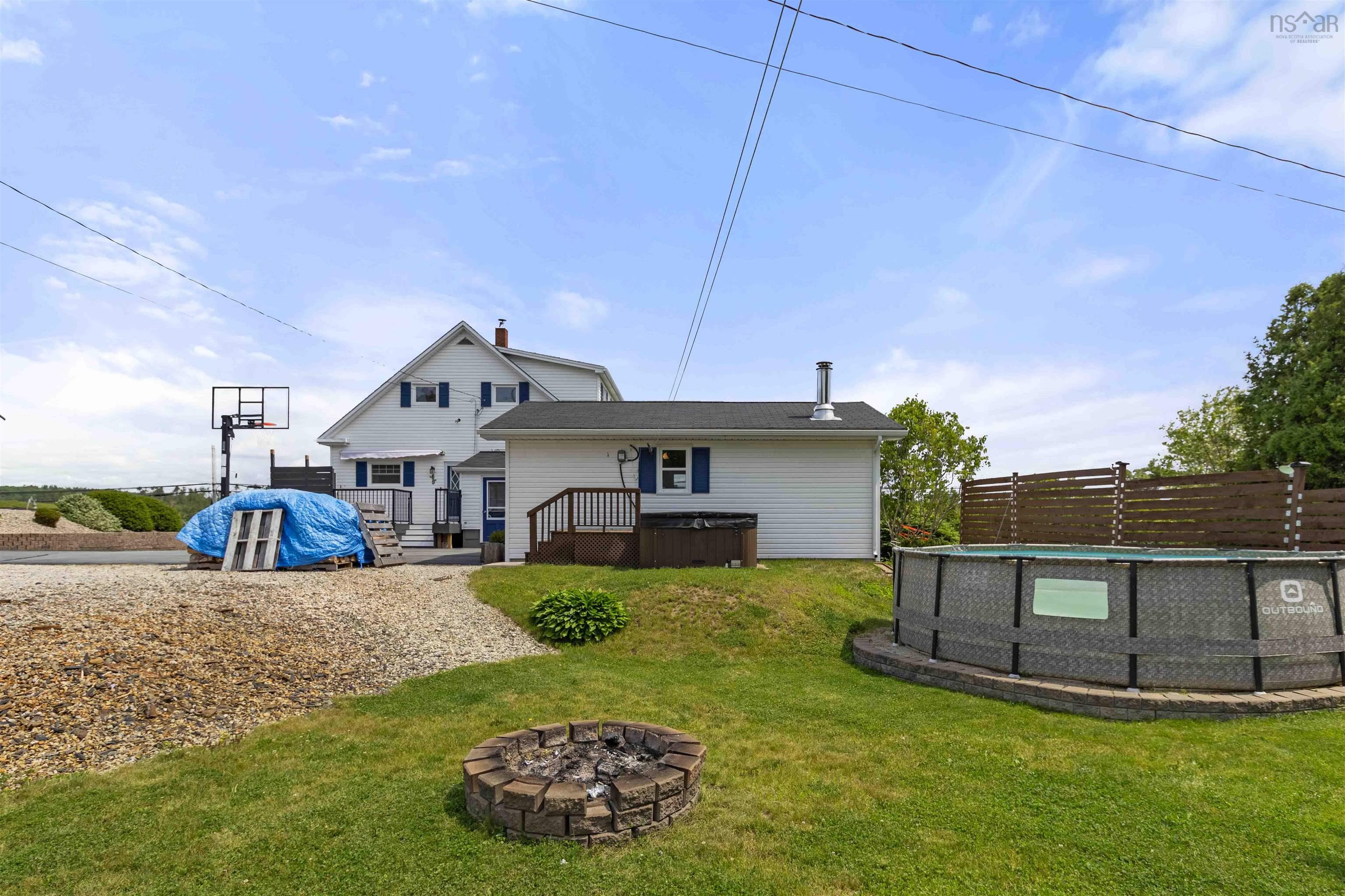 $569,900.00: 980 Highway 331, Conquerall Bank