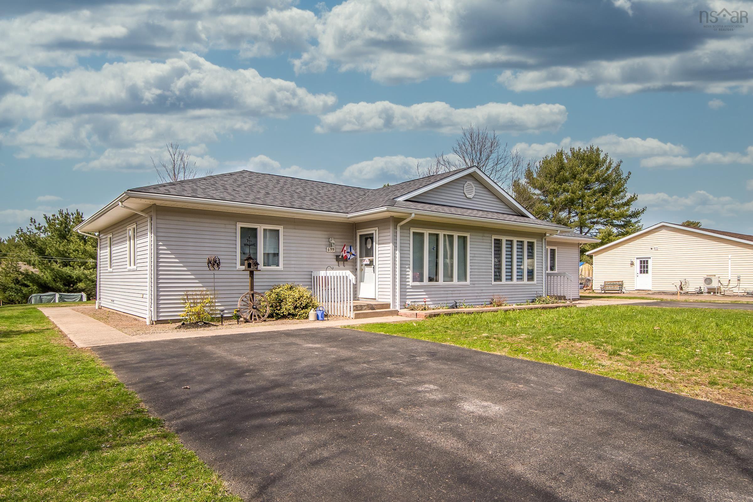 $469,900.00: 699/701 Balser Drive, Kingston
