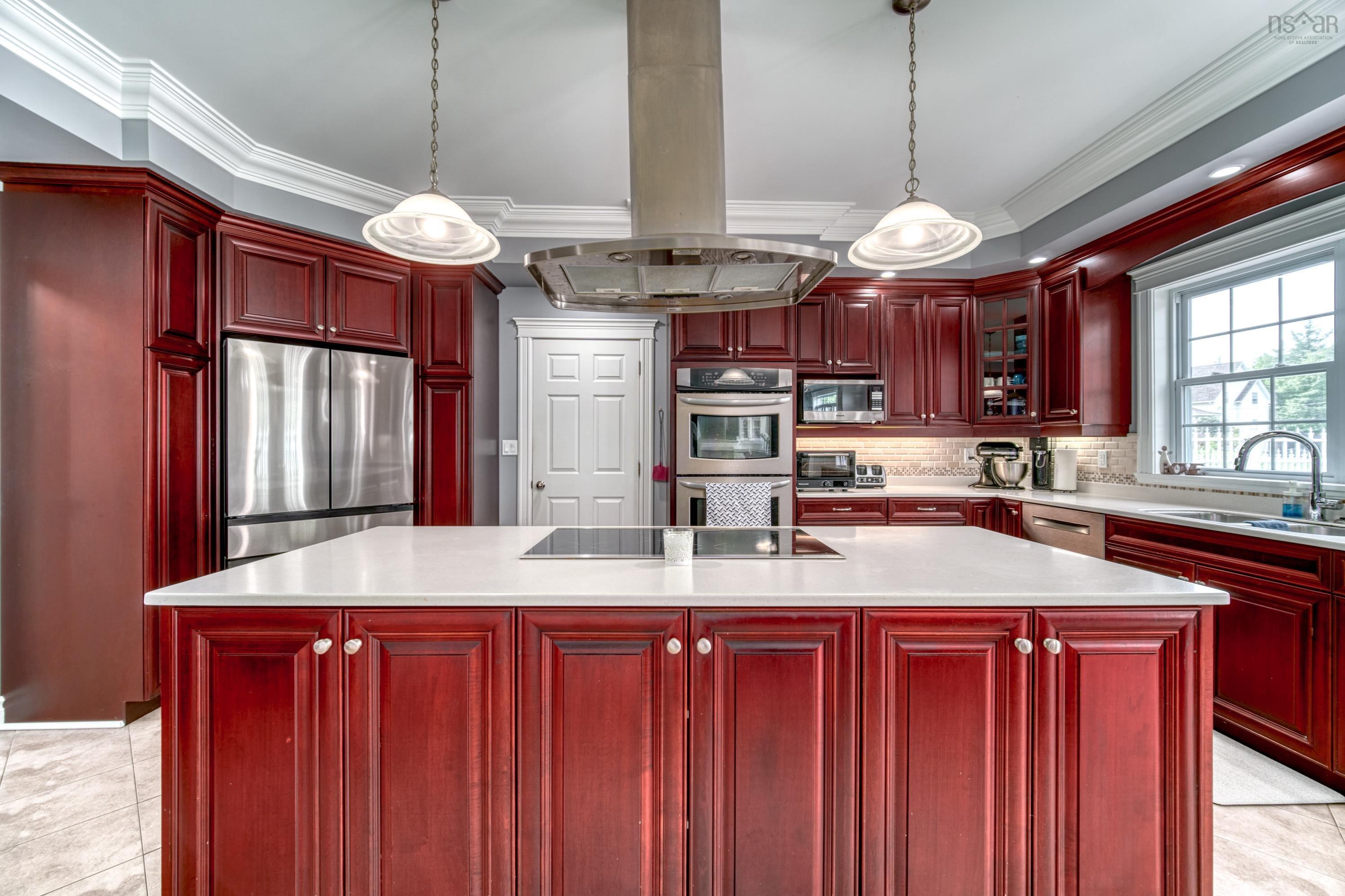 $1,690,000.00: 42 Vrege Court, Hammonds Plains