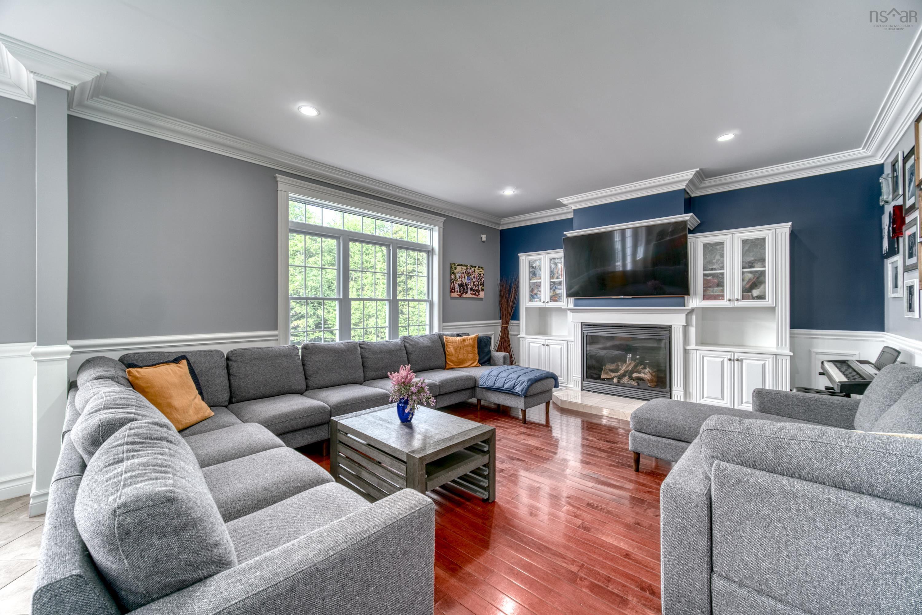 $1,690,000.00: 42 Vrege Court, Hammonds Plains