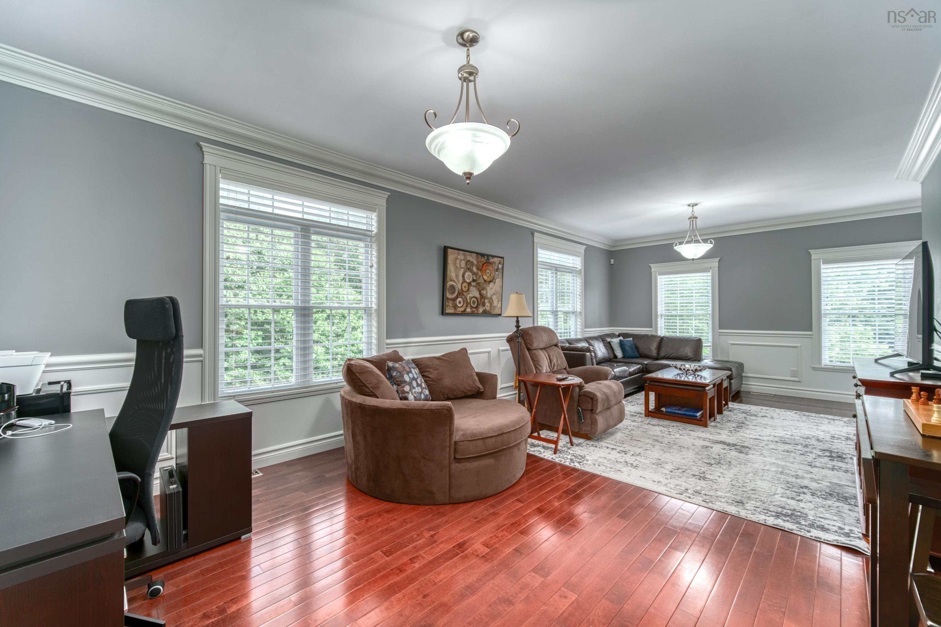 $1,690,000.00: 42 Vrege Court, Hammonds Plains