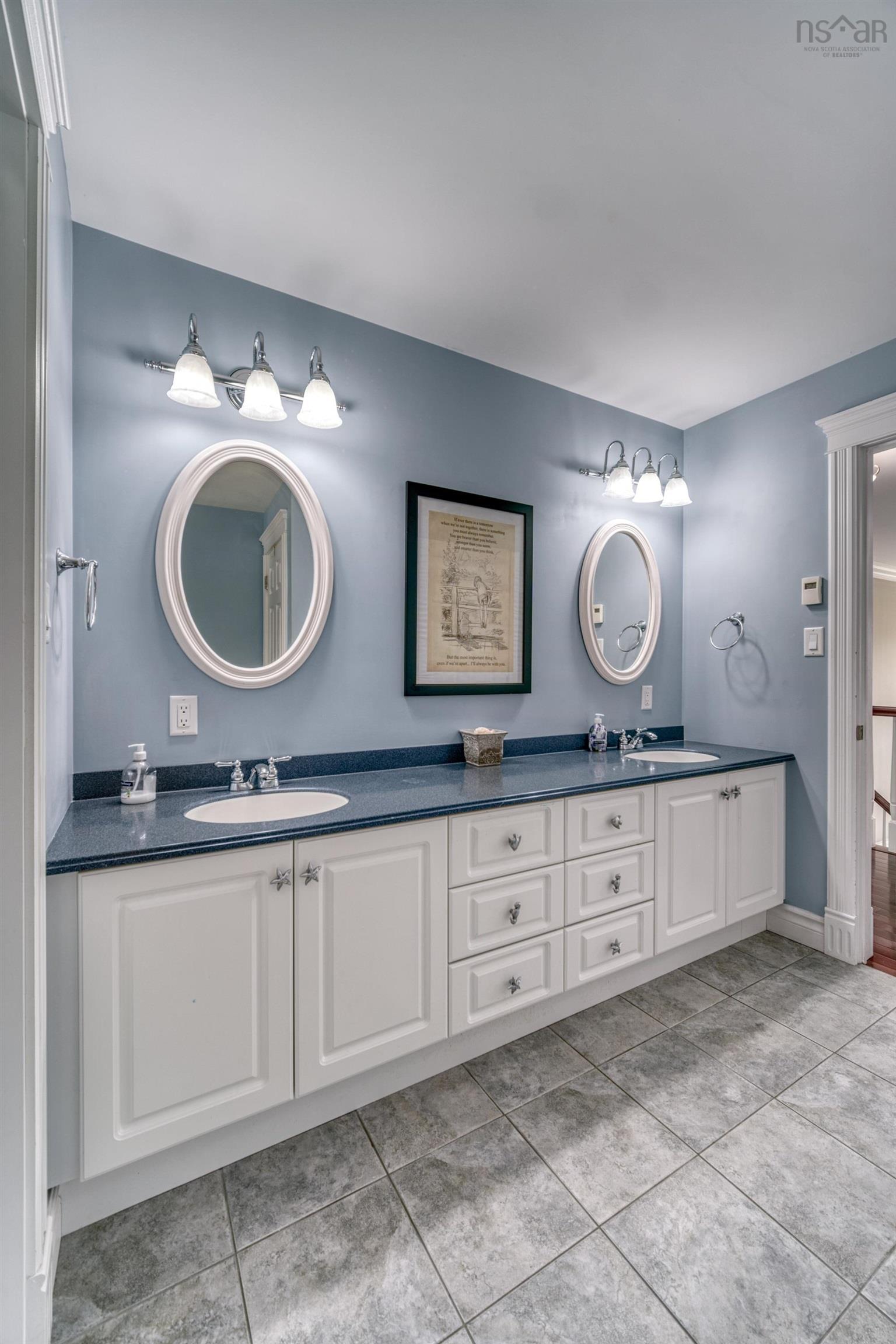 $1,690,000.00: 42 Vrege Court, Hammonds Plains