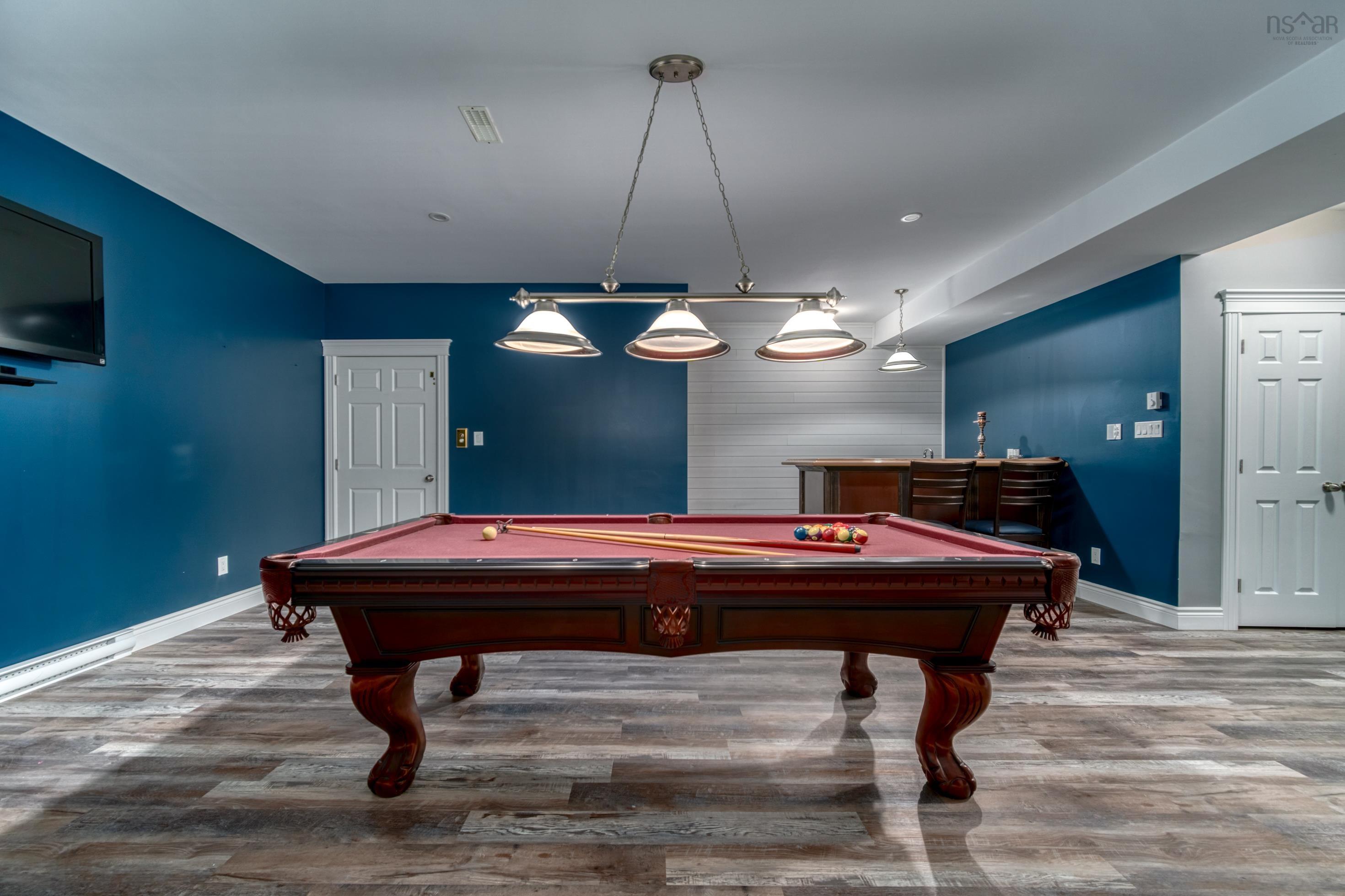 $1,690,000.00: 42 Vrege Court, Hammonds Plains
