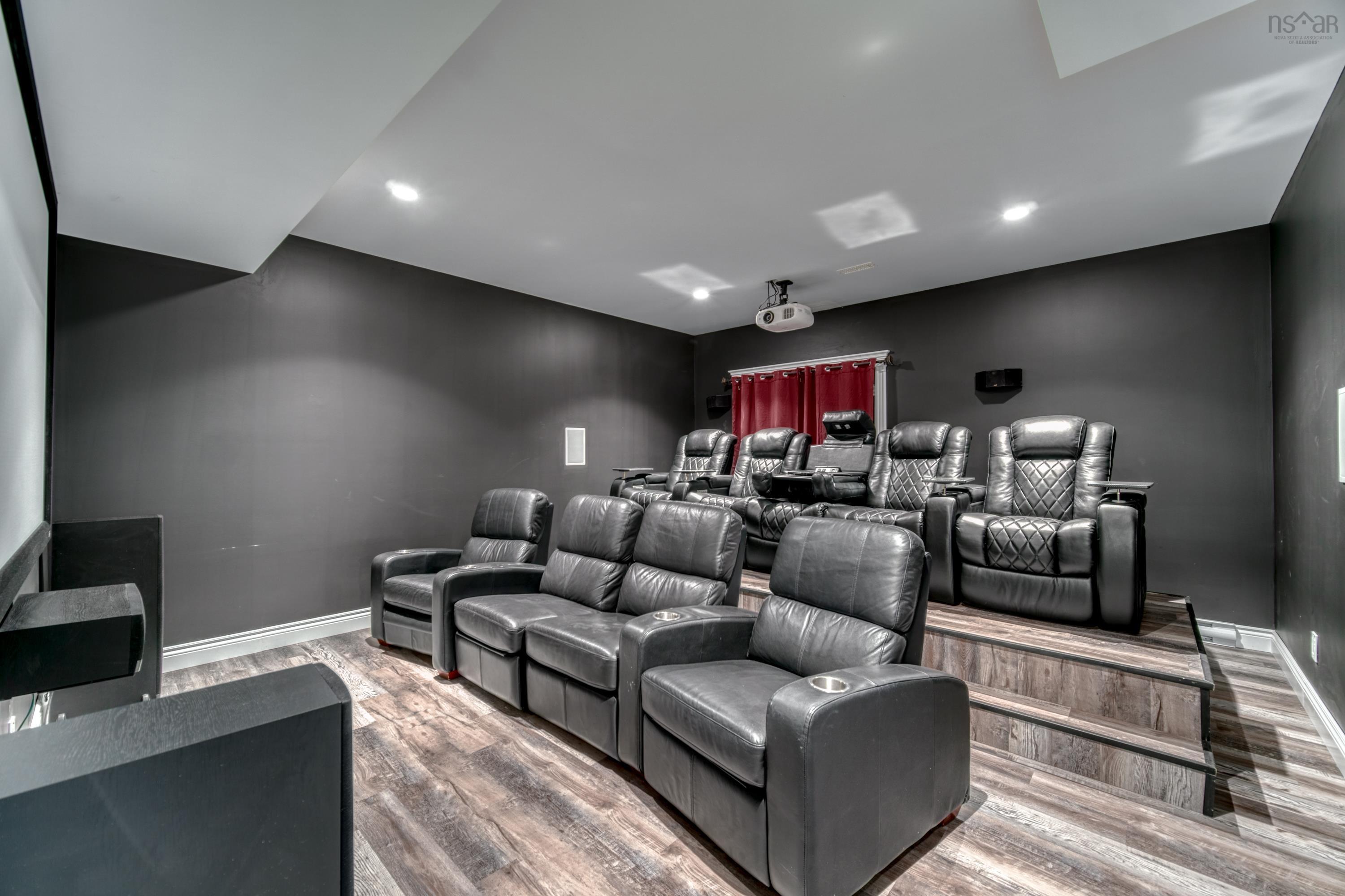 $1,690,000.00: 42 Vrege Court, Hammonds Plains