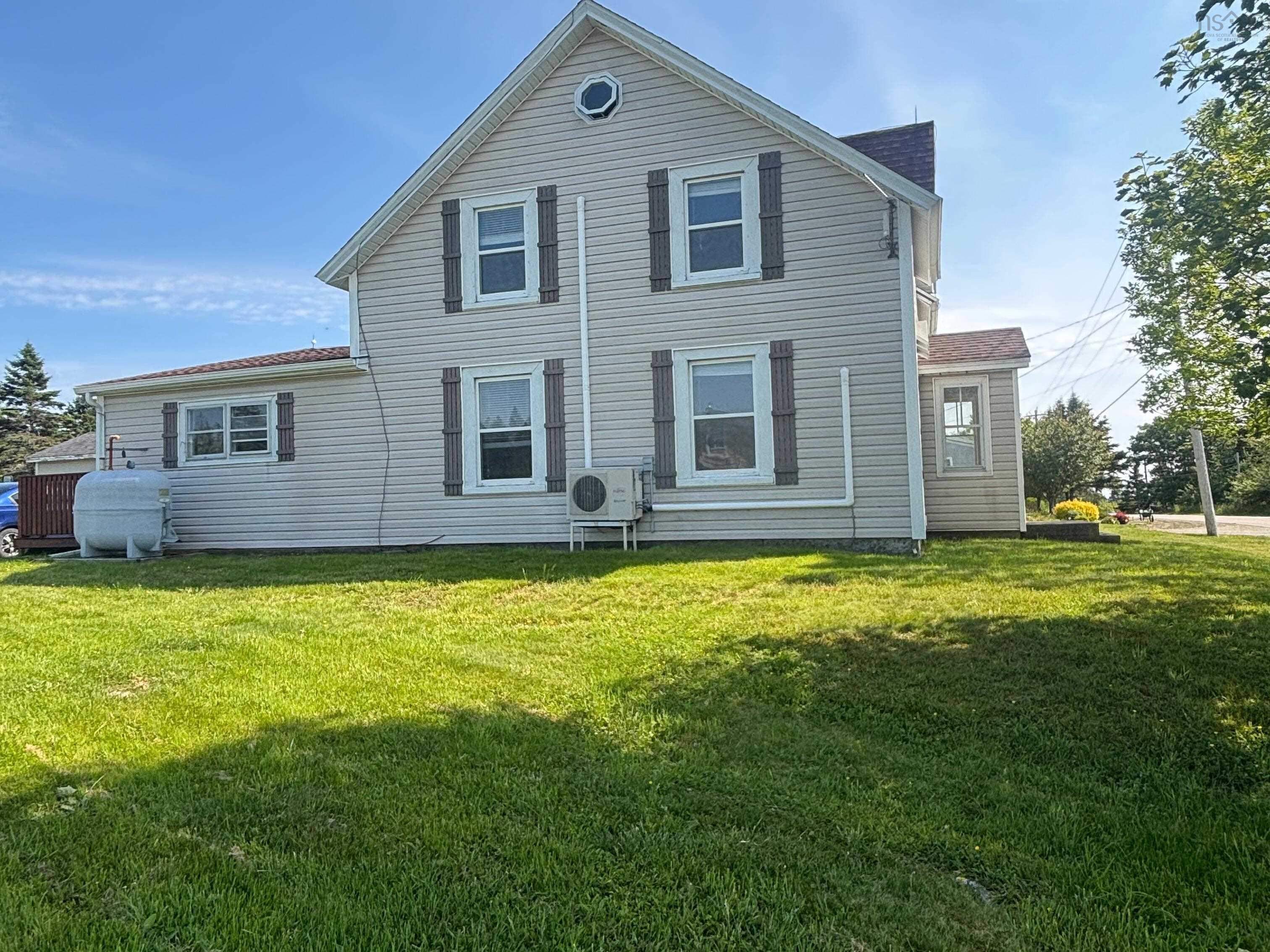 $269,900.00: 866 Highway 3, Middle East Pubnico