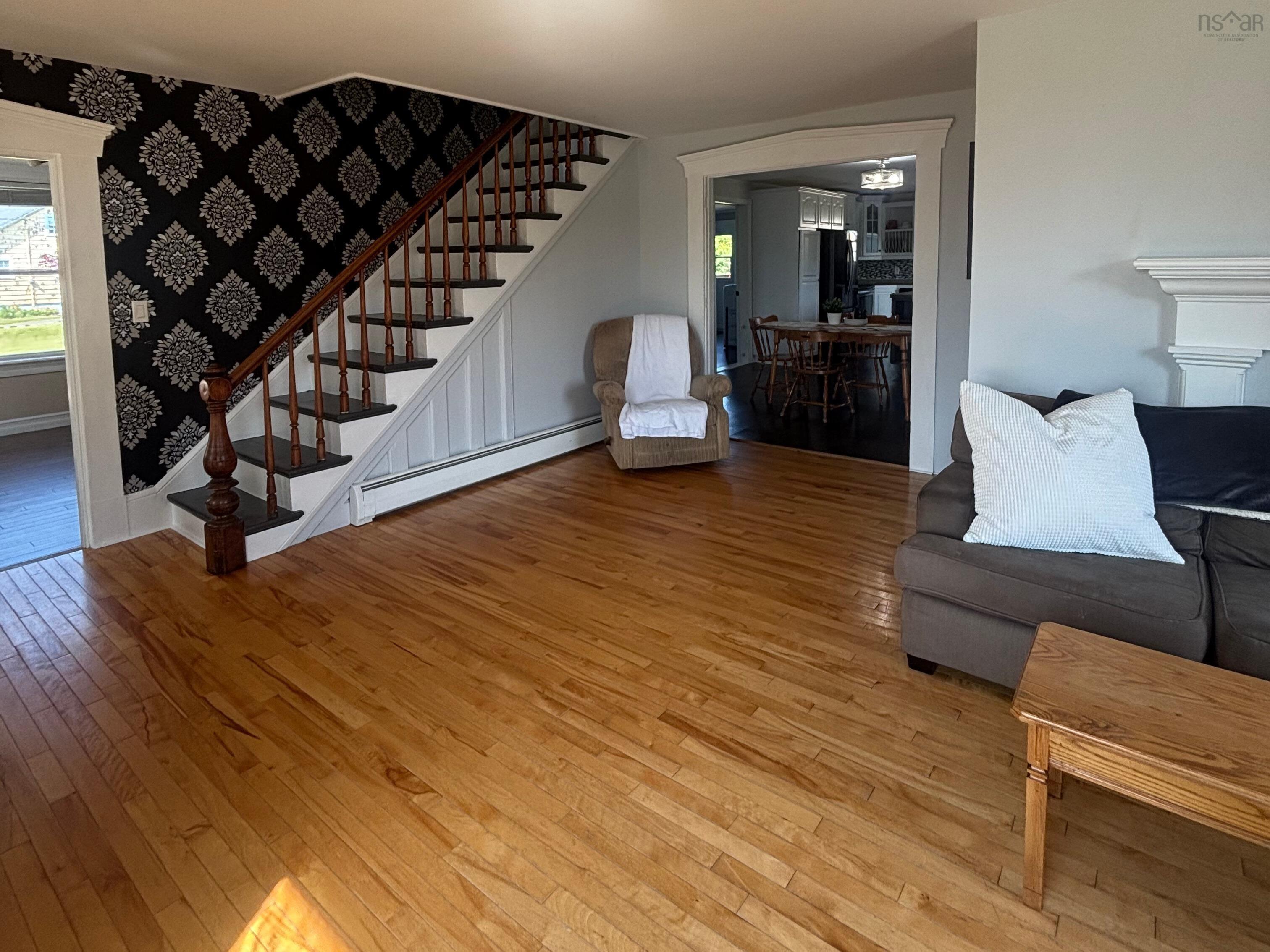 $269,900.00: 866 Highway 3, Middle East Pubnico