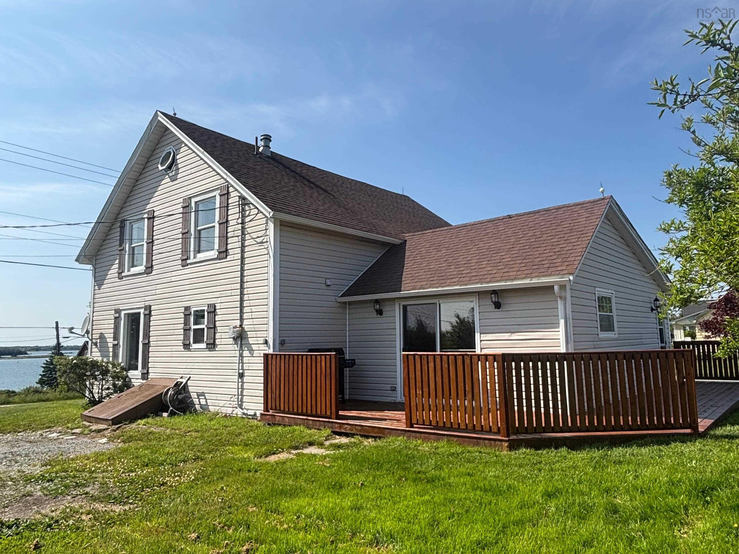 $269,900.00: 866 Highway 3, Middle East Pubnico