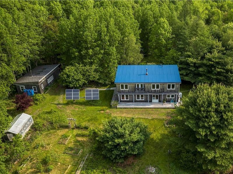 $685,000.00: 1749 Northwest Road, Blockhouse