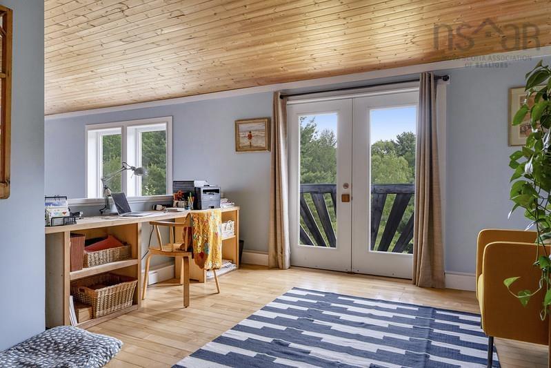 $685,000.00: 1749 Northwest Road, Blockhouse