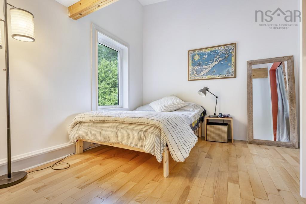 $685,000.00: 1749 Northwest Road, Blockhouse