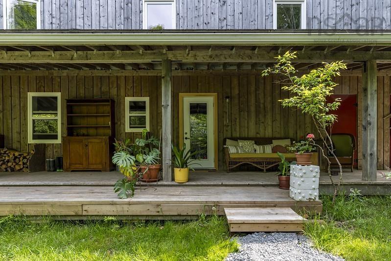 $685,000.00: 1749 Northwest Road, Blockhouse
