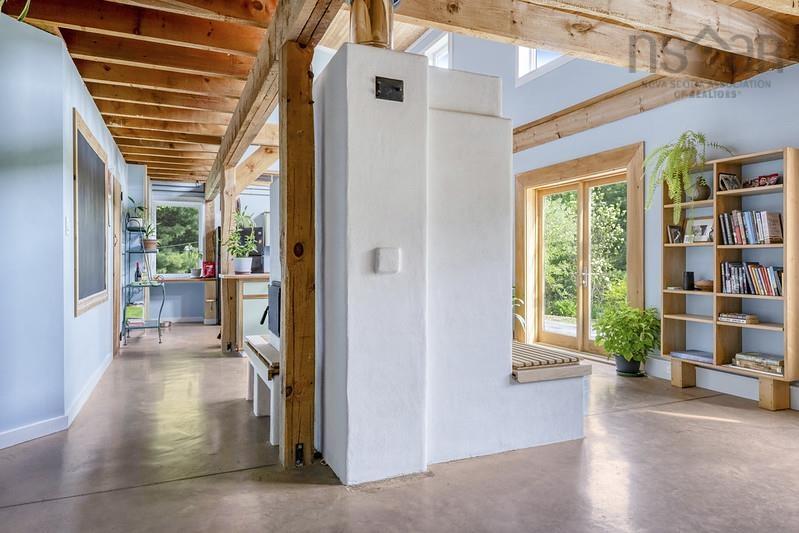 $685,000.00: 1749 Northwest Road, Blockhouse