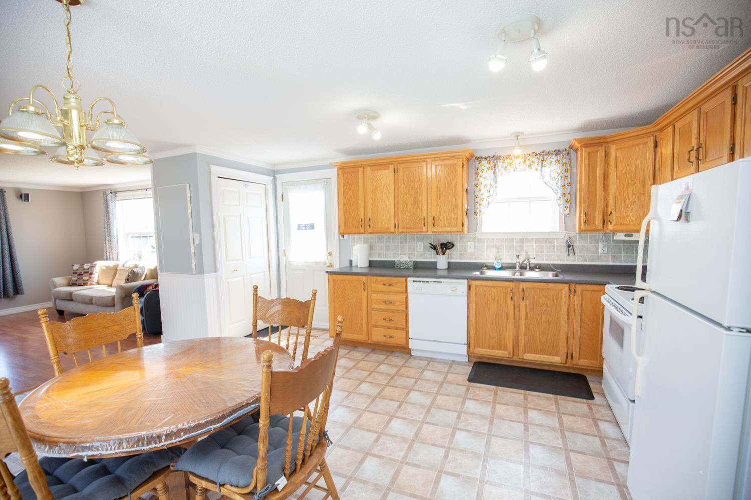 $355,000.00: 33 DRESDEN Way, Debert