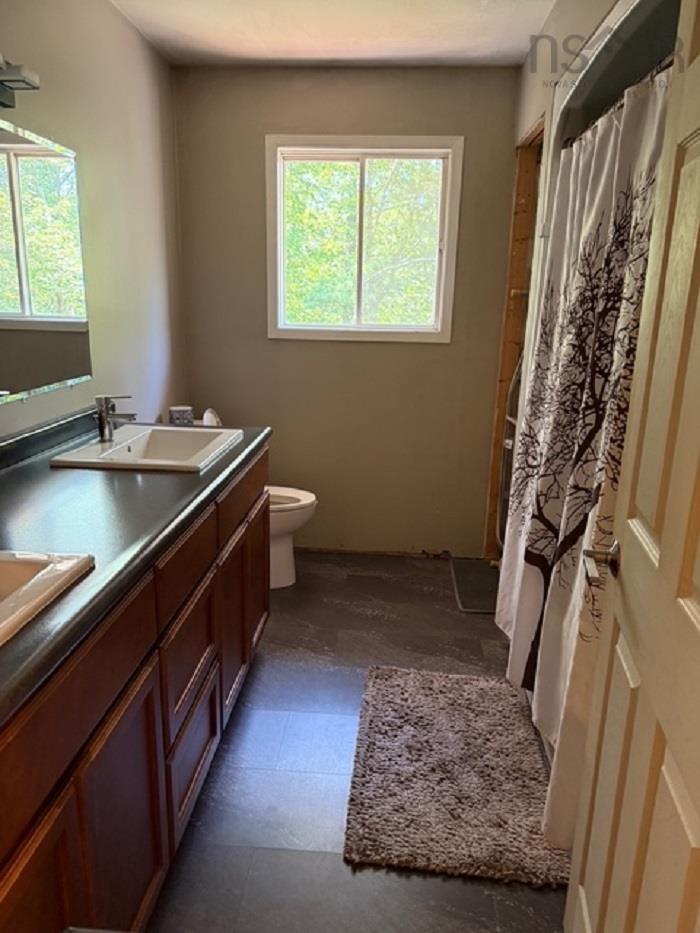 $324,900.00: 35 Hopkins Drive, Bridgewater