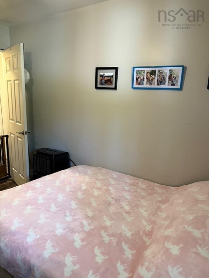 $324,900.00: 35 Hopkins Drive, Bridgewater