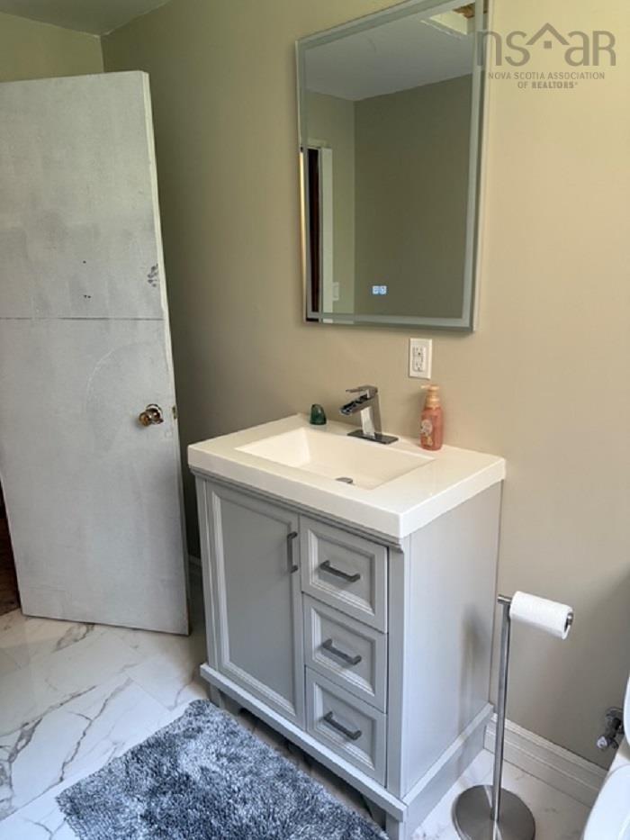 $324,900.00: 35 Hopkins Drive, Bridgewater