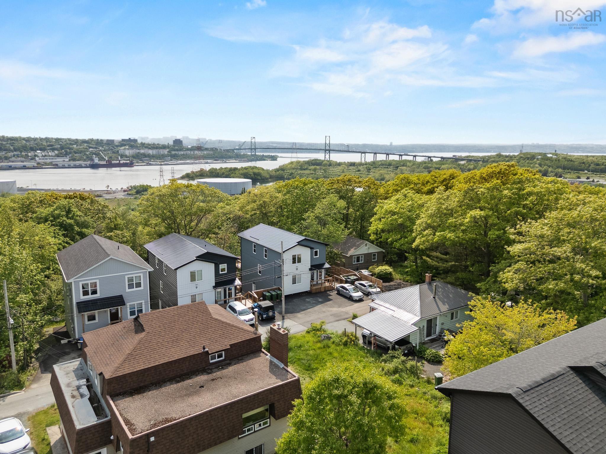$1,195,000.00: 13 Hilchie Road, Dartmouth