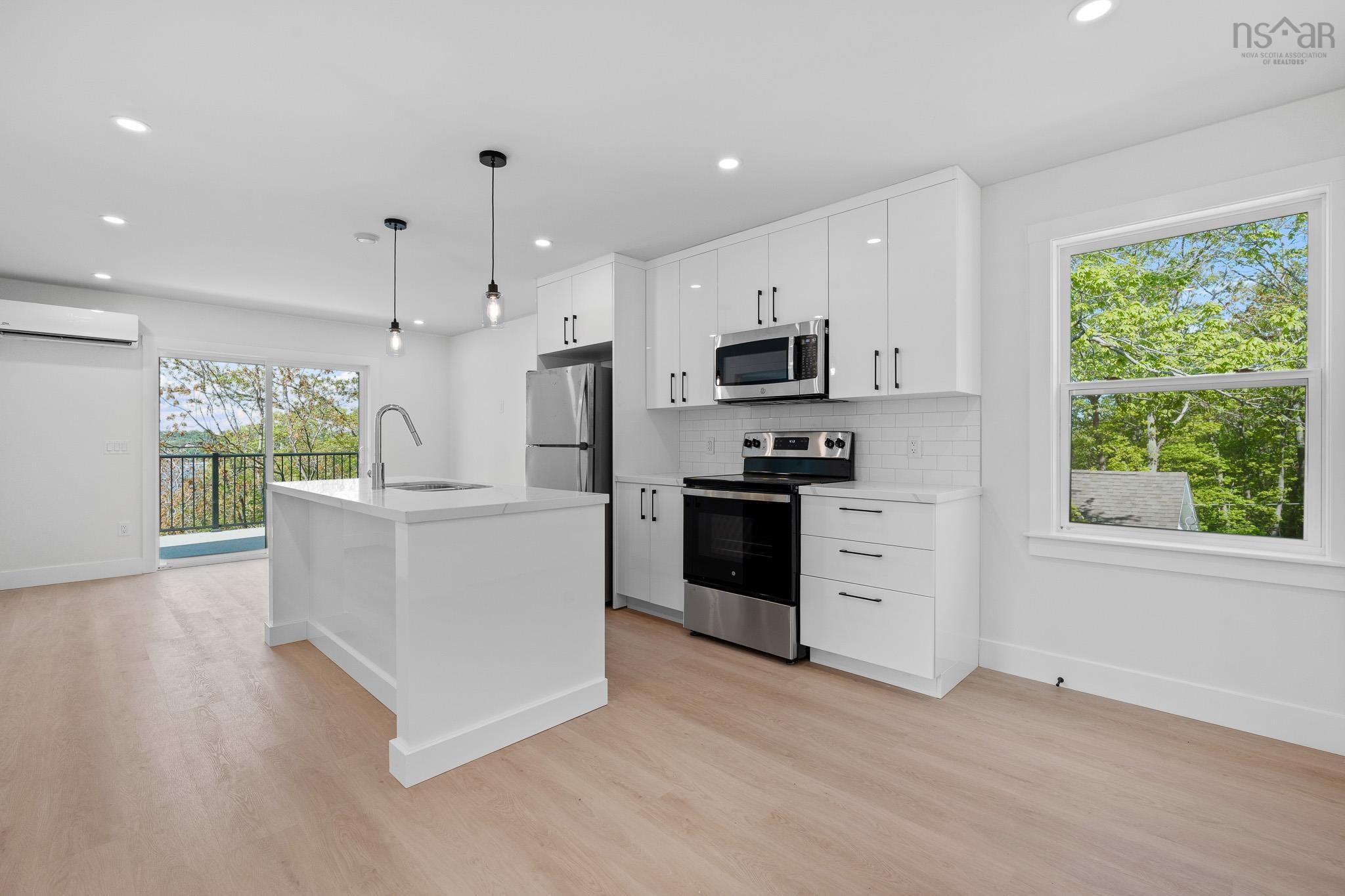 $1,195,000.00: 13 Hilchie Road, Dartmouth