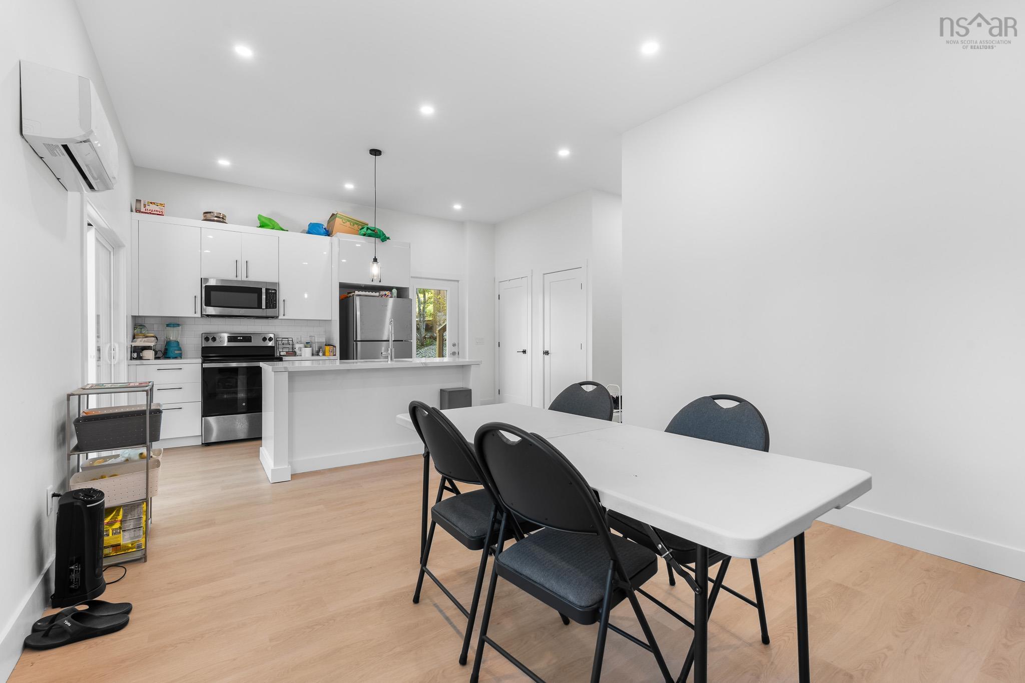 $1,195,000.00: 13 Hilchie Road, Dartmouth
