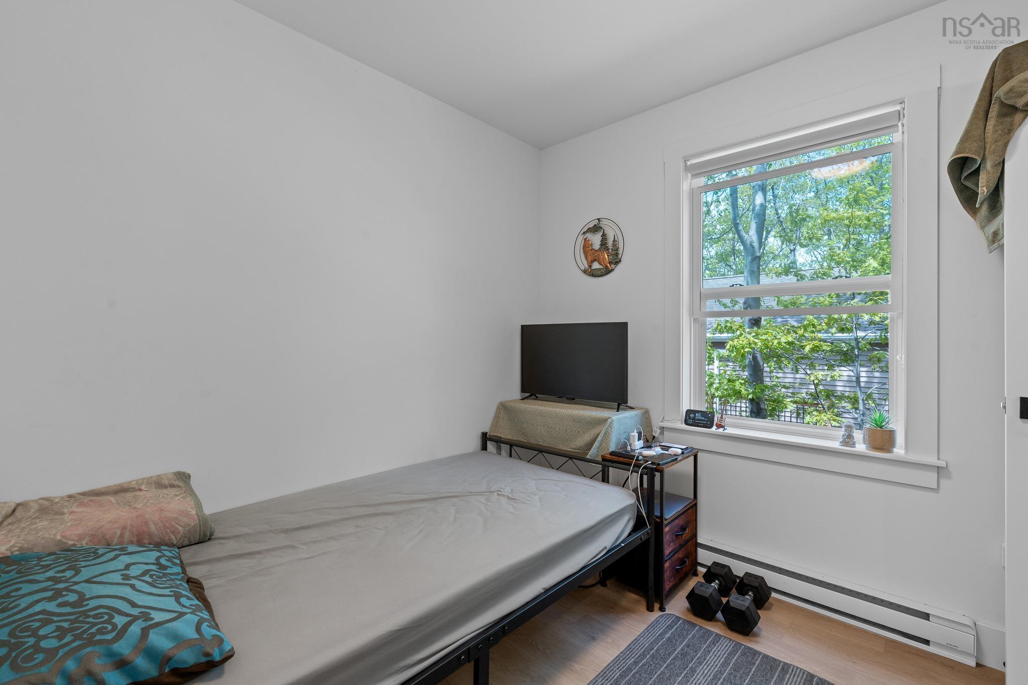 $1,195,000.00: 13 Hilchie Road, Dartmouth