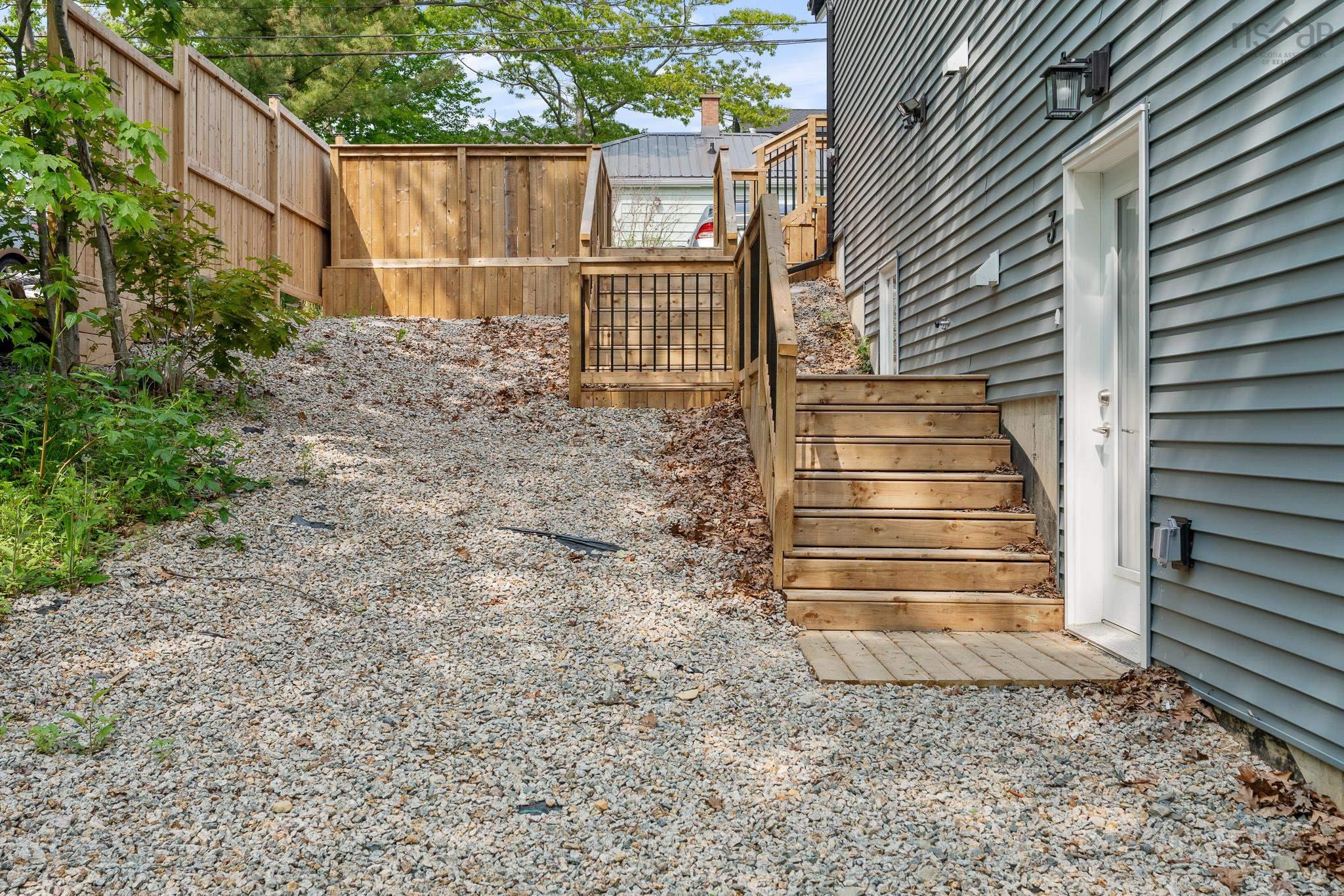 $1,195,000.00: 13 Hilchie Road, Dartmouth