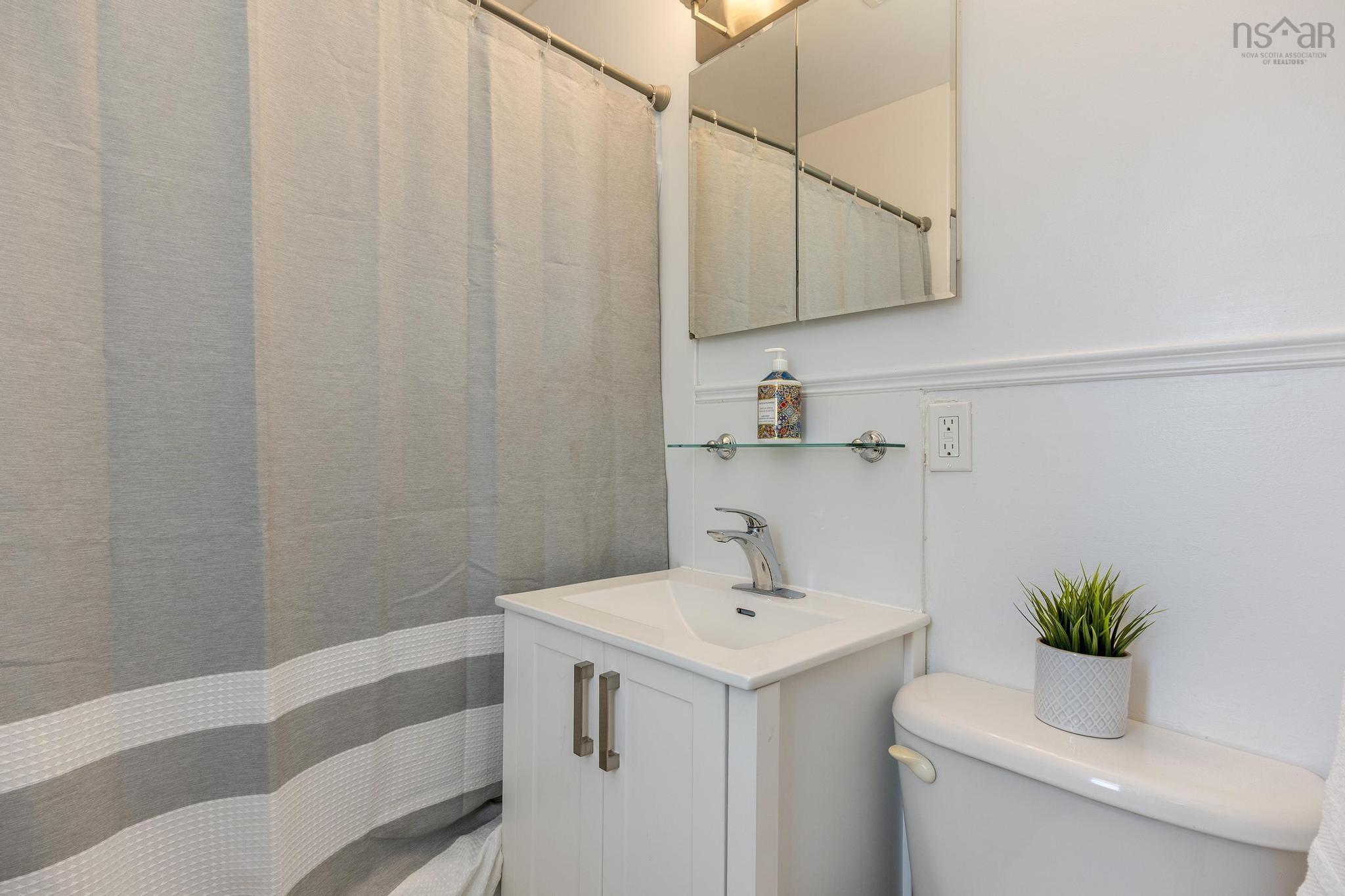 $599,000.00: 3258 Heinish Avenue, Halifax