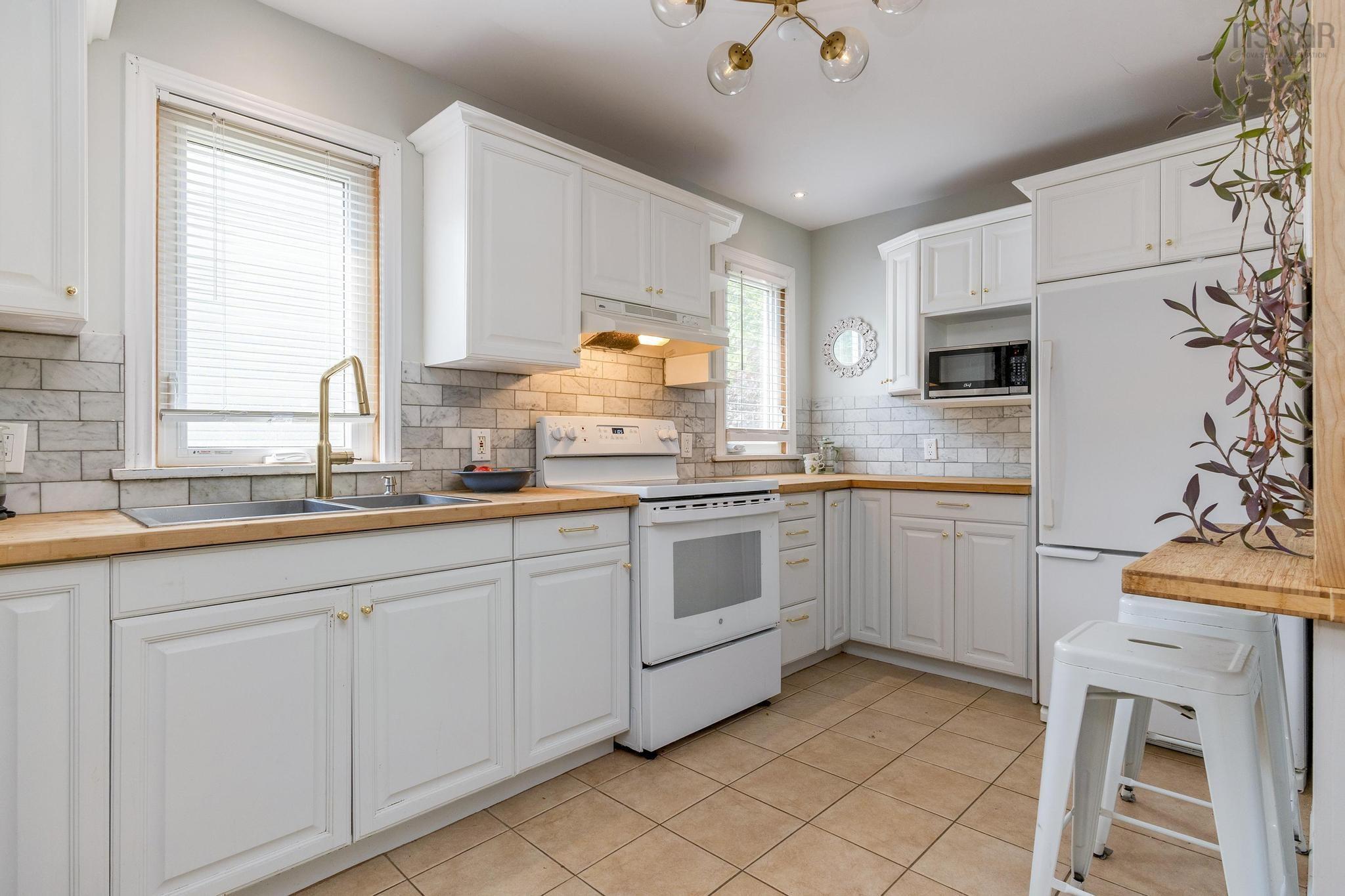 $599,000.00: 3258 Heinish Avenue, Halifax
