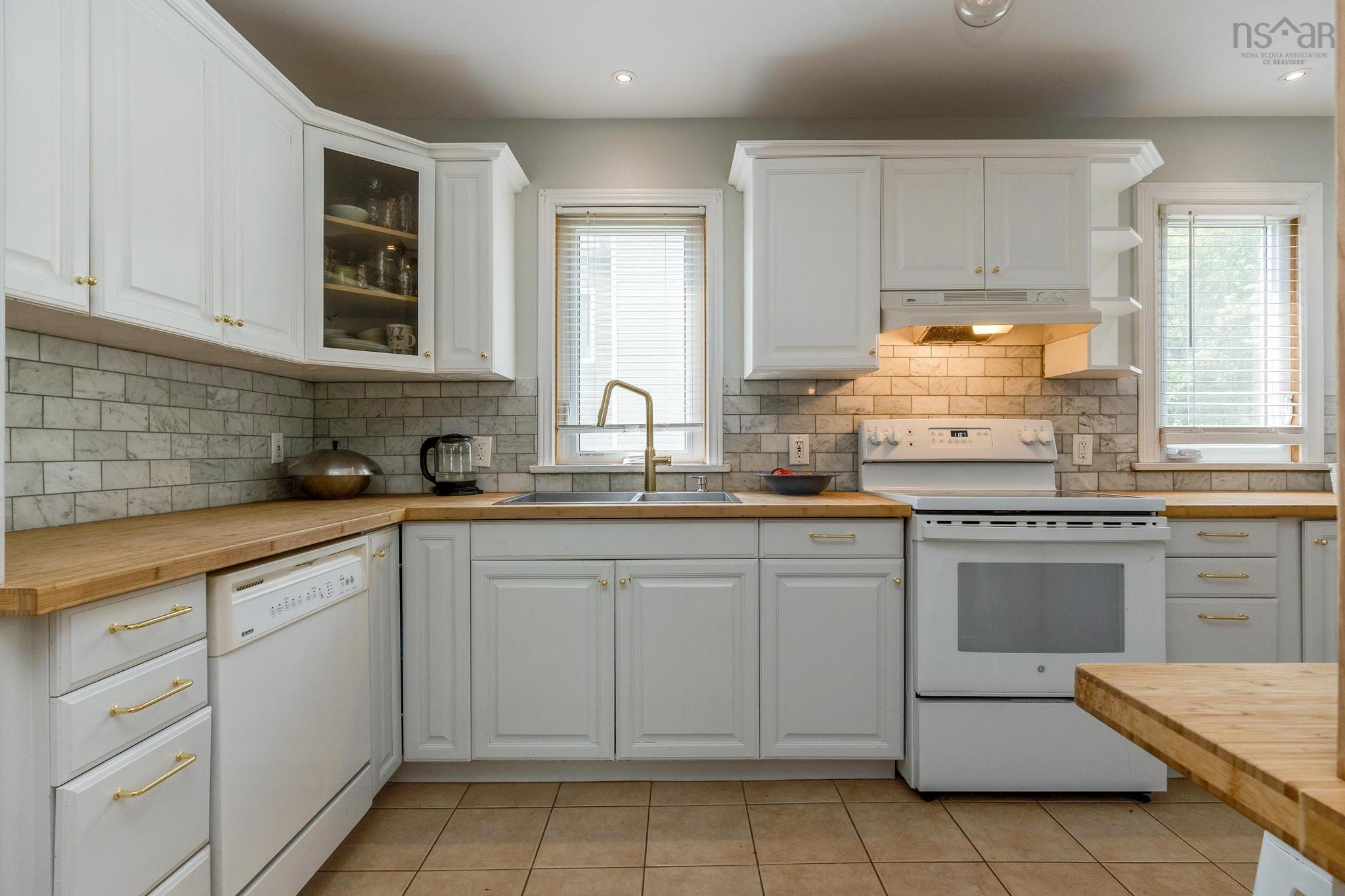 $599,000.00: 3258 Heinish Avenue, Halifax