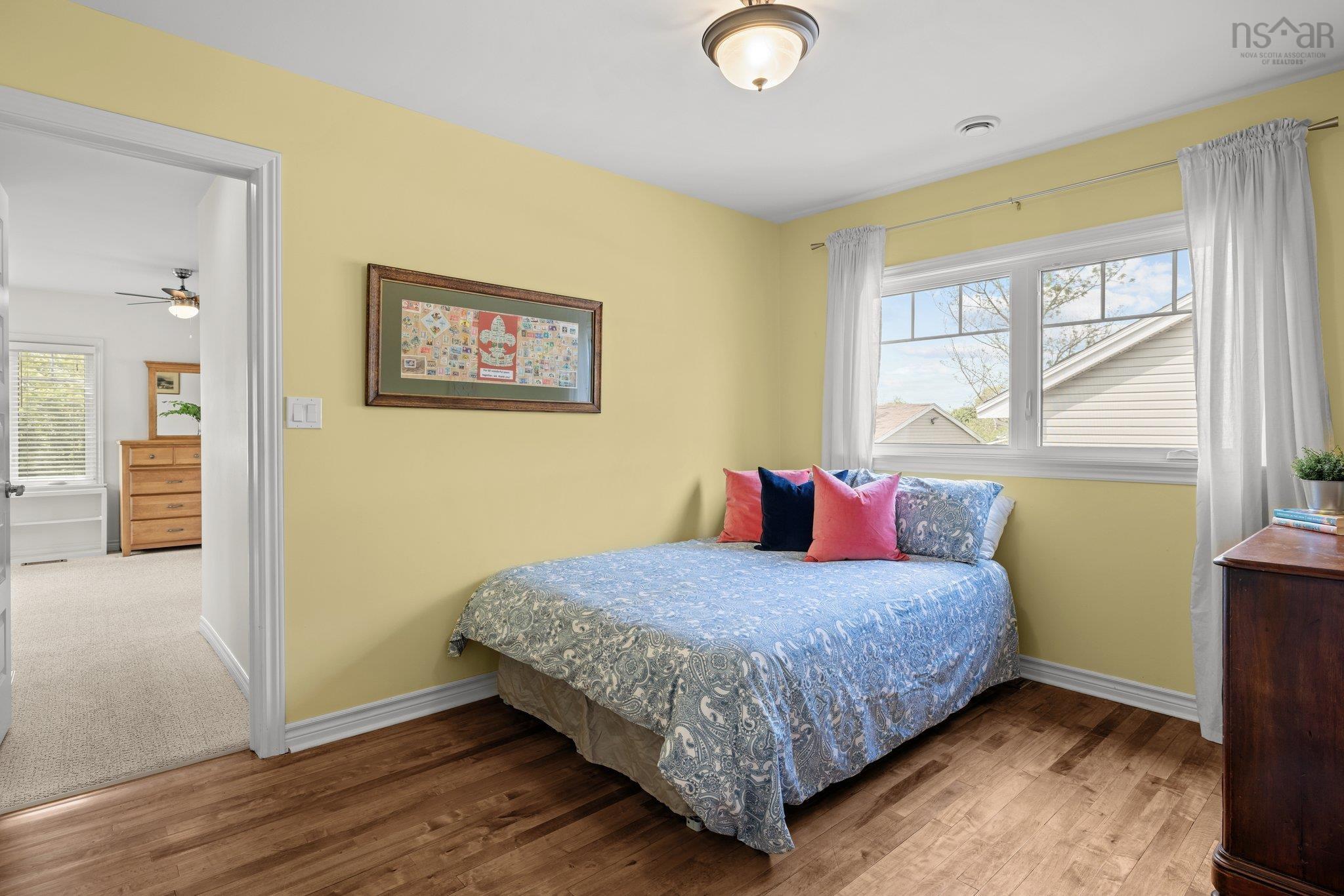 $489,900.00: 210 Main Street, Dartmouth