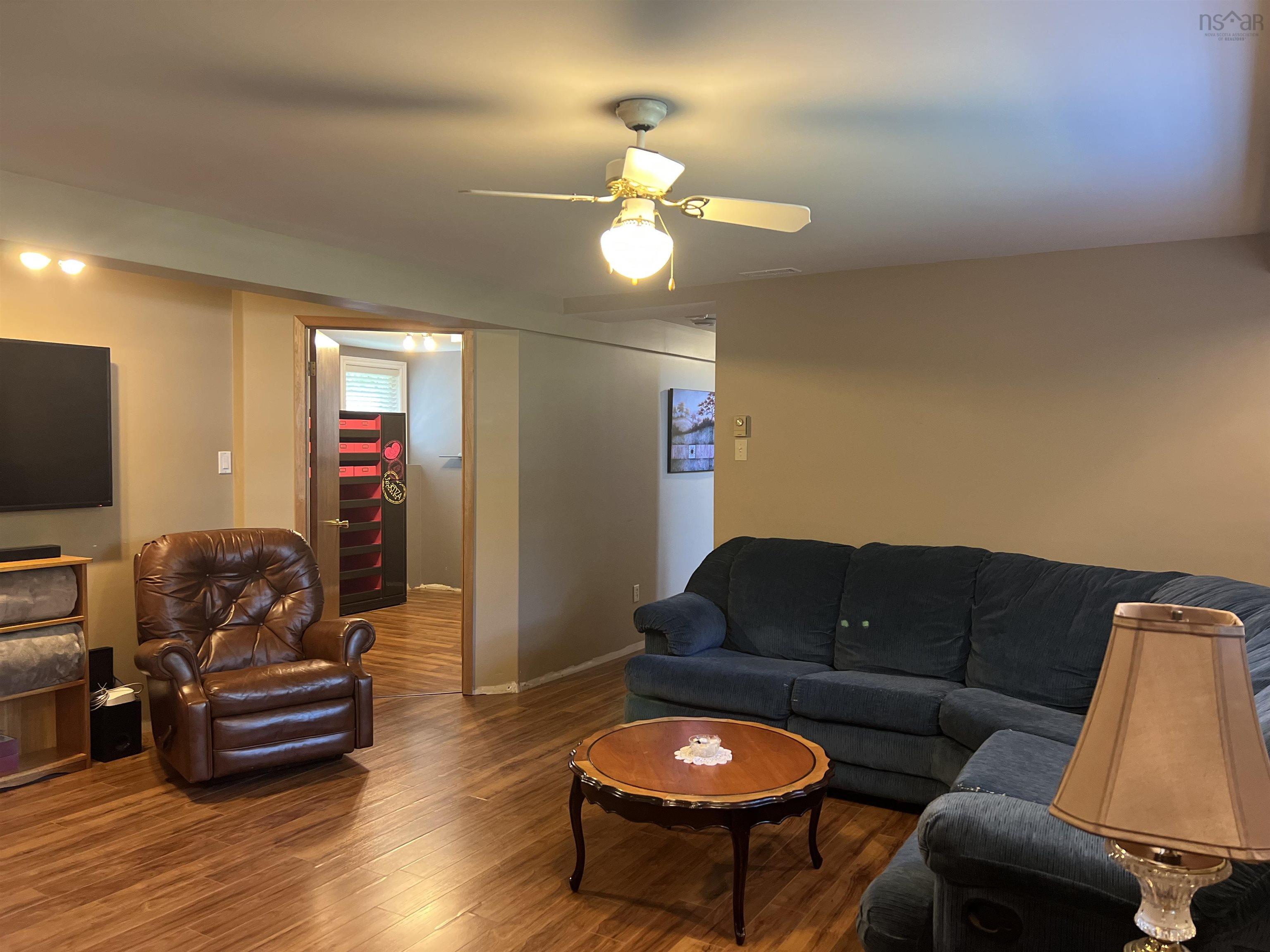$449,900.00: 98 Oakwood Drive, Truro Heights