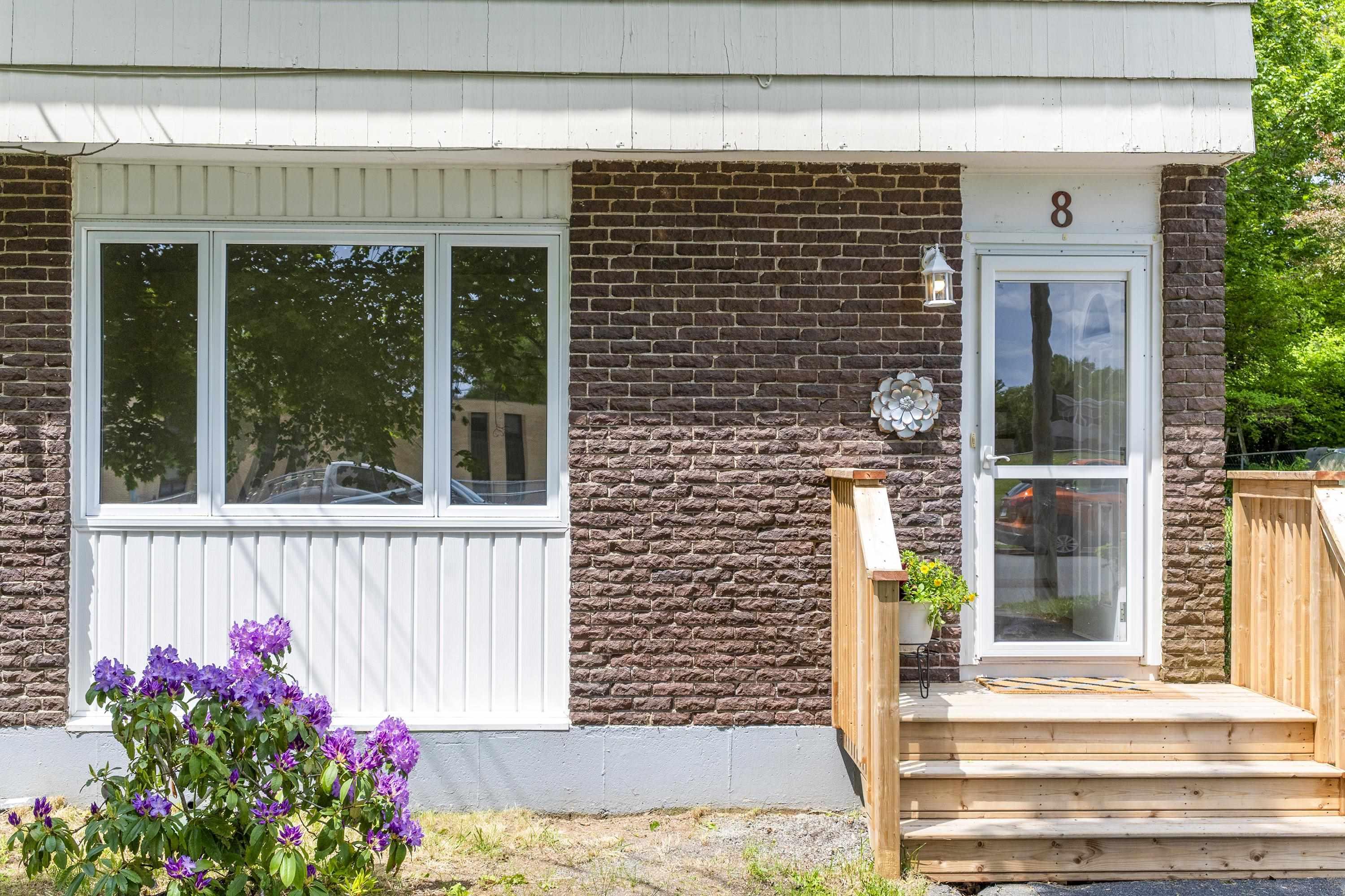 $389,900.00: 8 Christopher Avenue, Dartmouth
