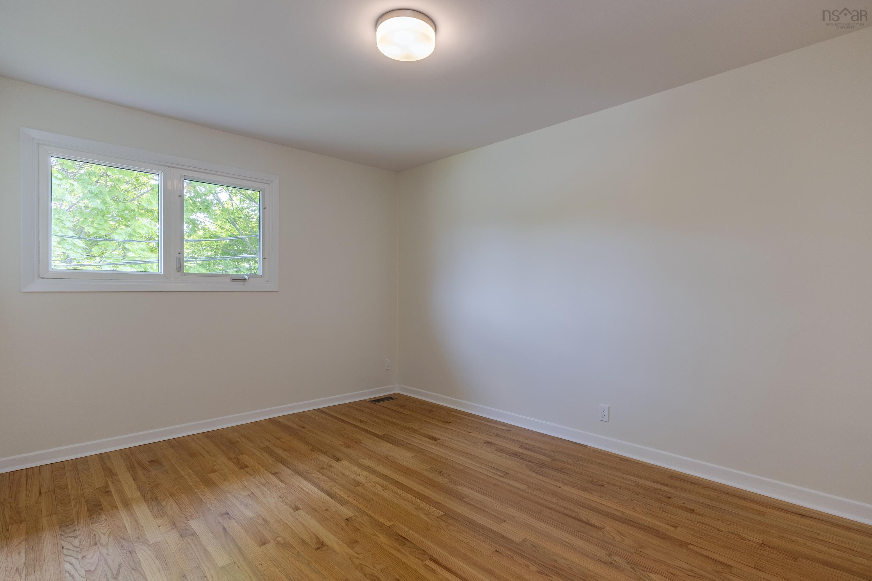 $389,900.00: 8 Christopher Avenue, Dartmouth