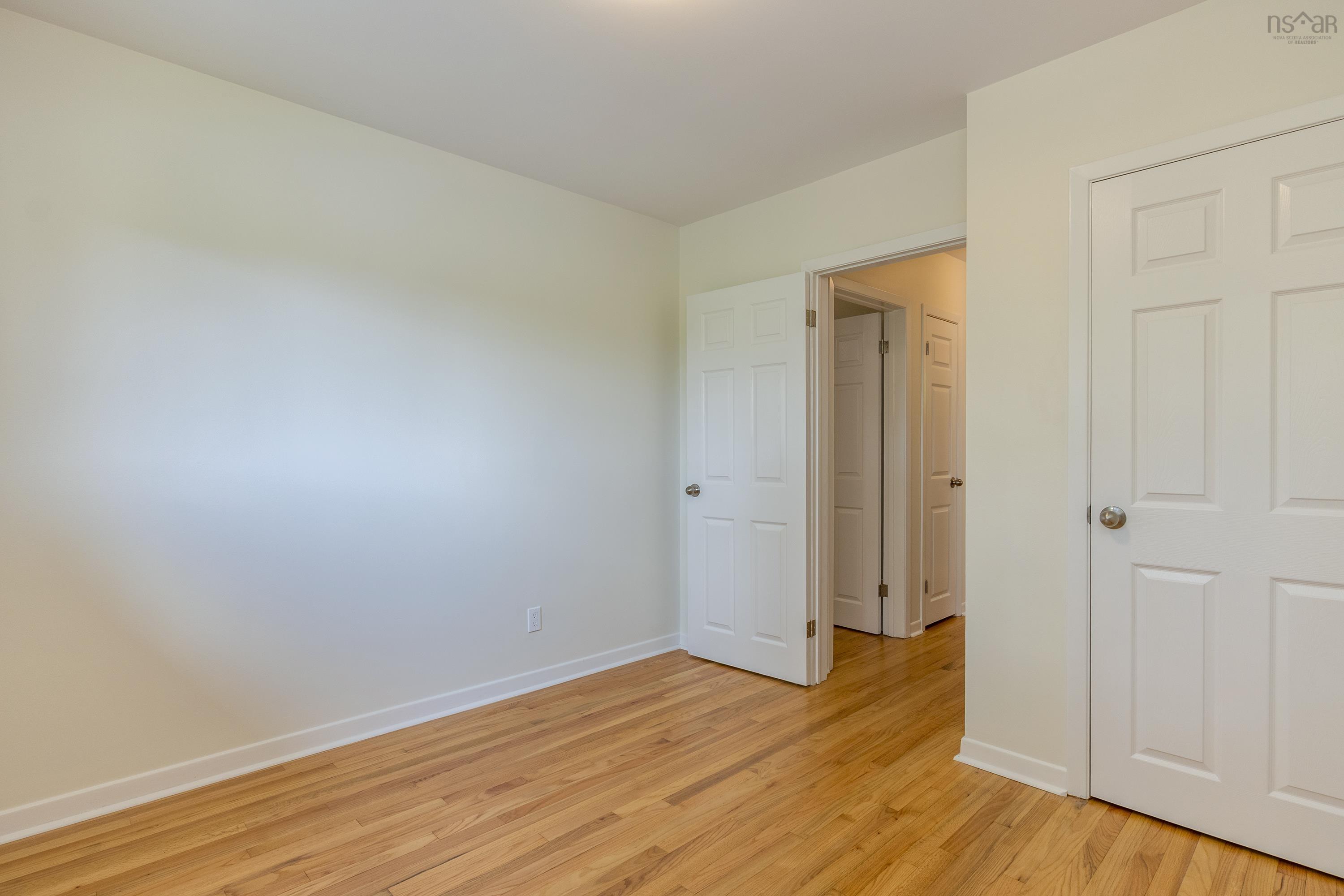 $389,900.00: 8 Christopher Avenue, Dartmouth