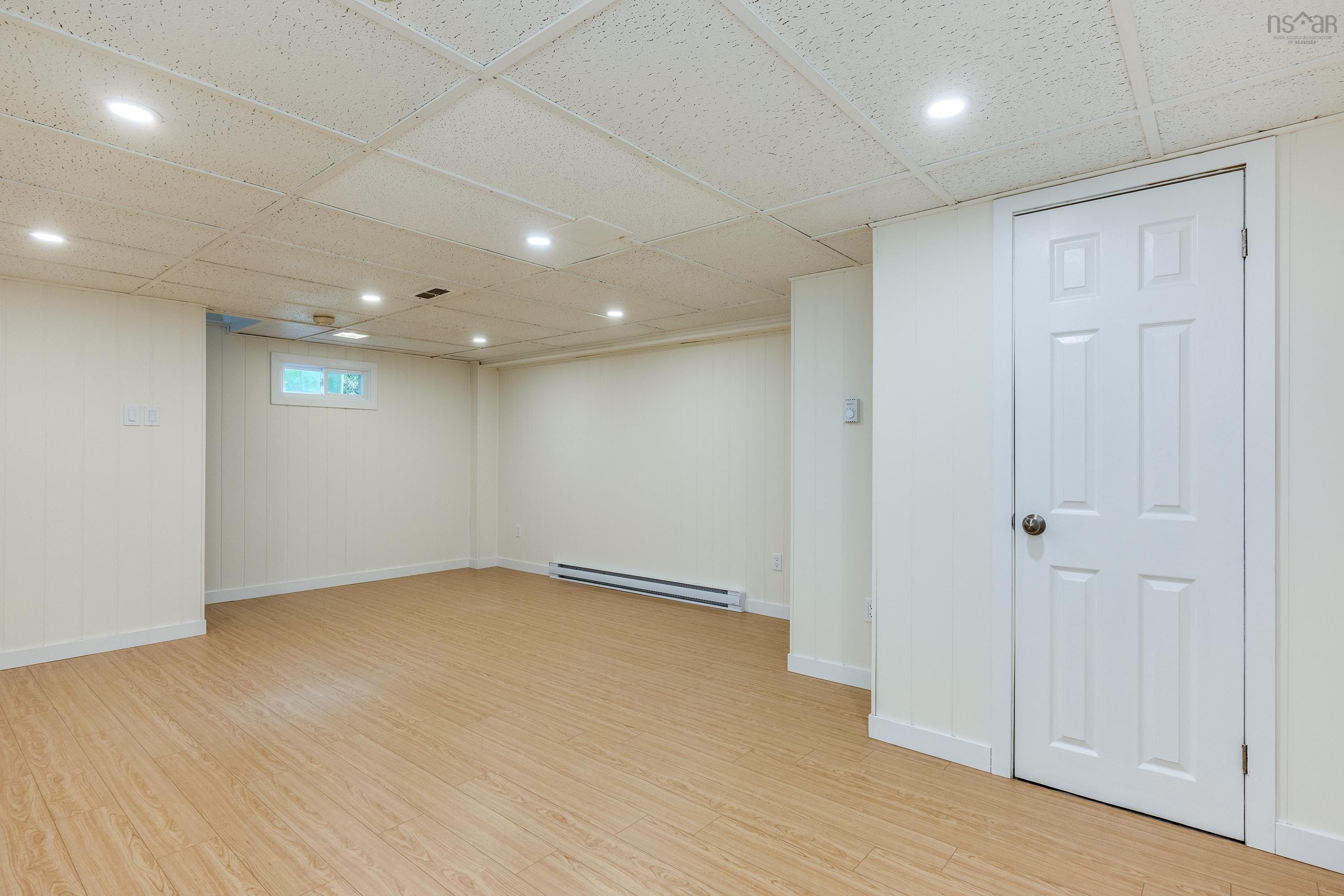 $389,900.00: 8 Christopher Avenue, Dartmouth