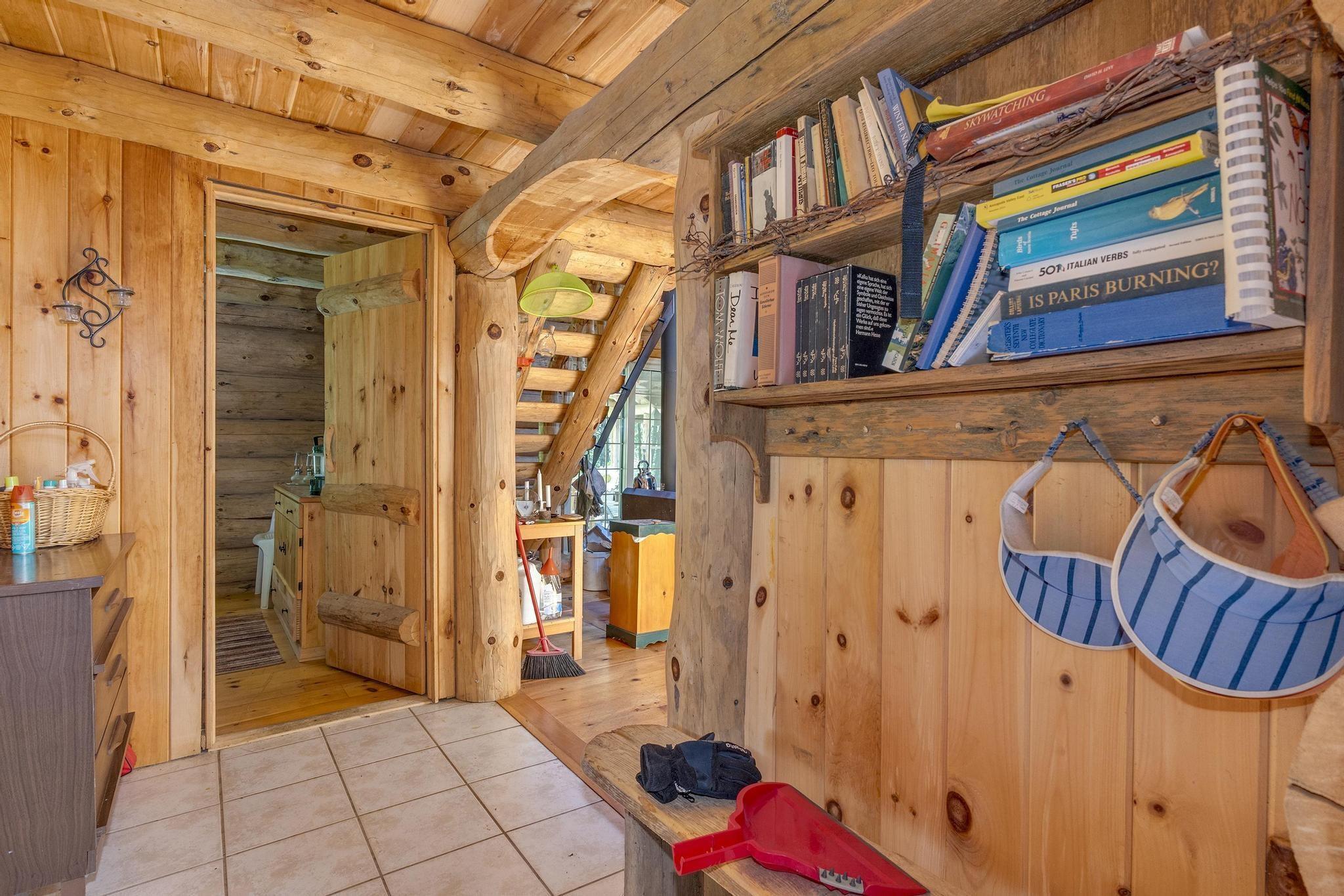 $400,000.00: 10 South Point Road, Sherbrooke Lake